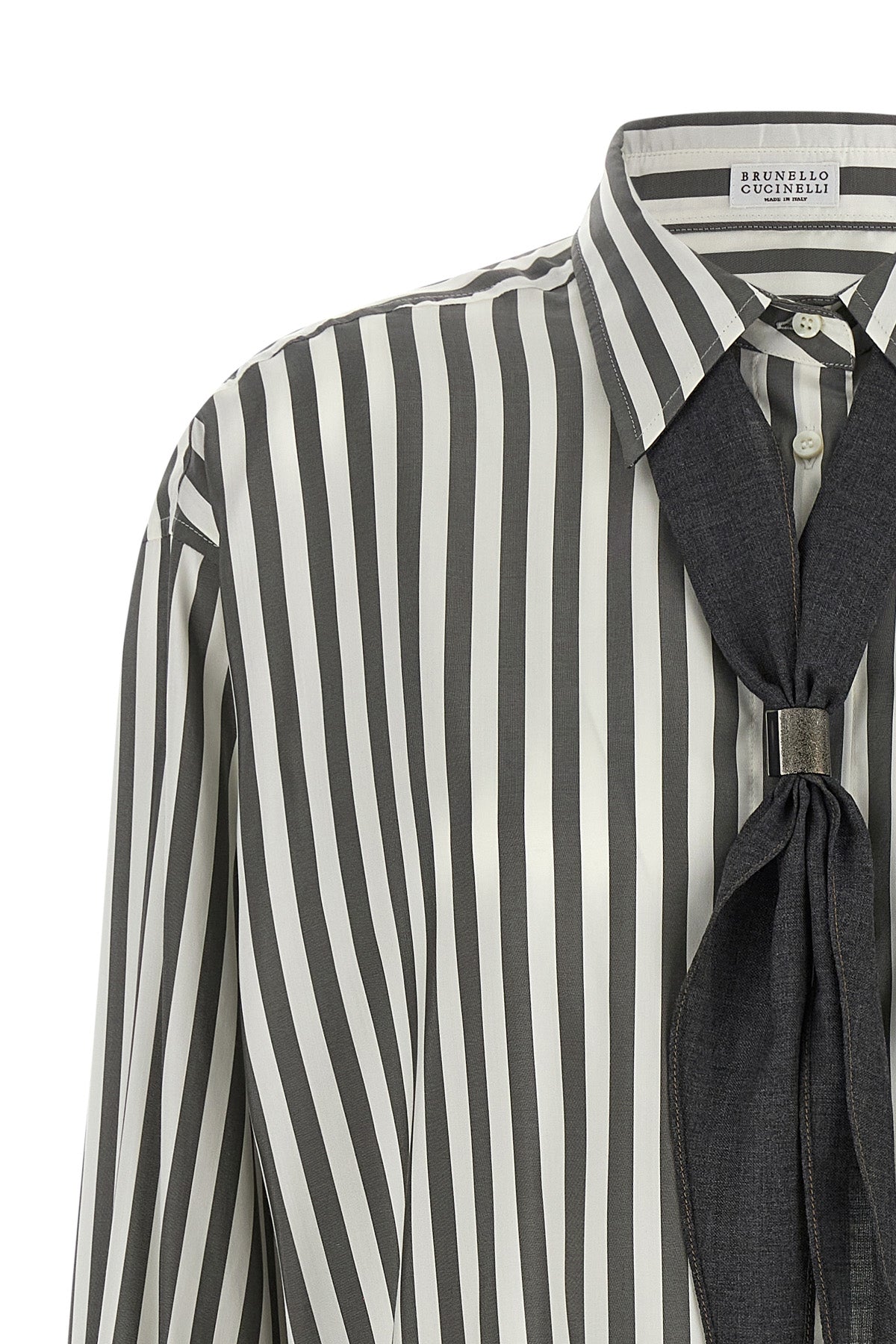 the brunello cucinelli silk poplin shirt stands out for a two-tone striped sarto