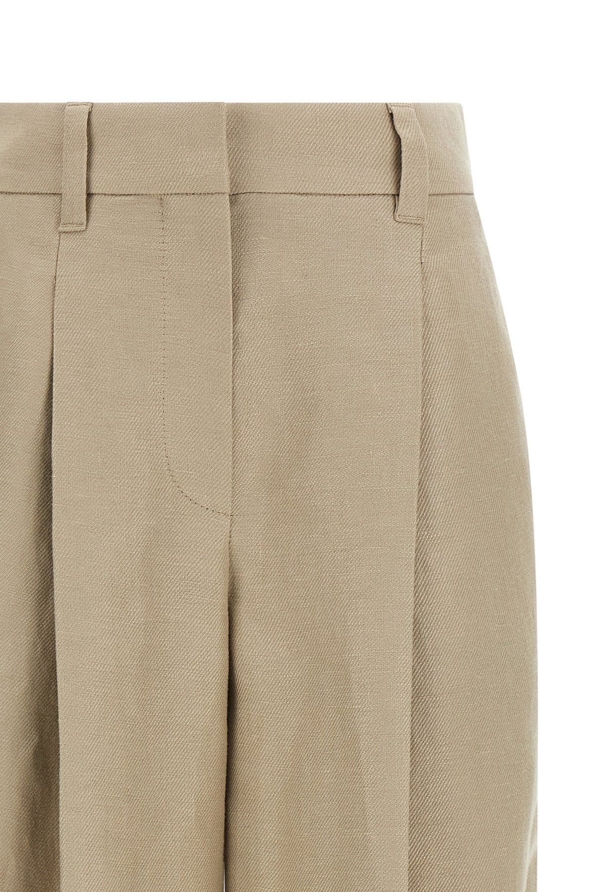 linen trousers