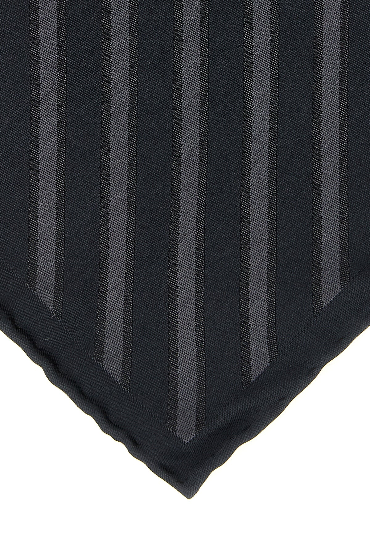 the brunello cucinelli pure silk pocket square