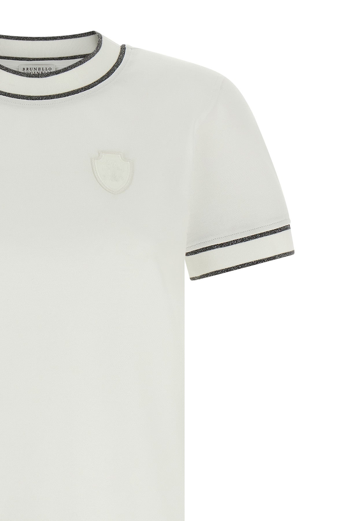 the brunello cucinelli t-shirt redefines the codes of everyday dress through met