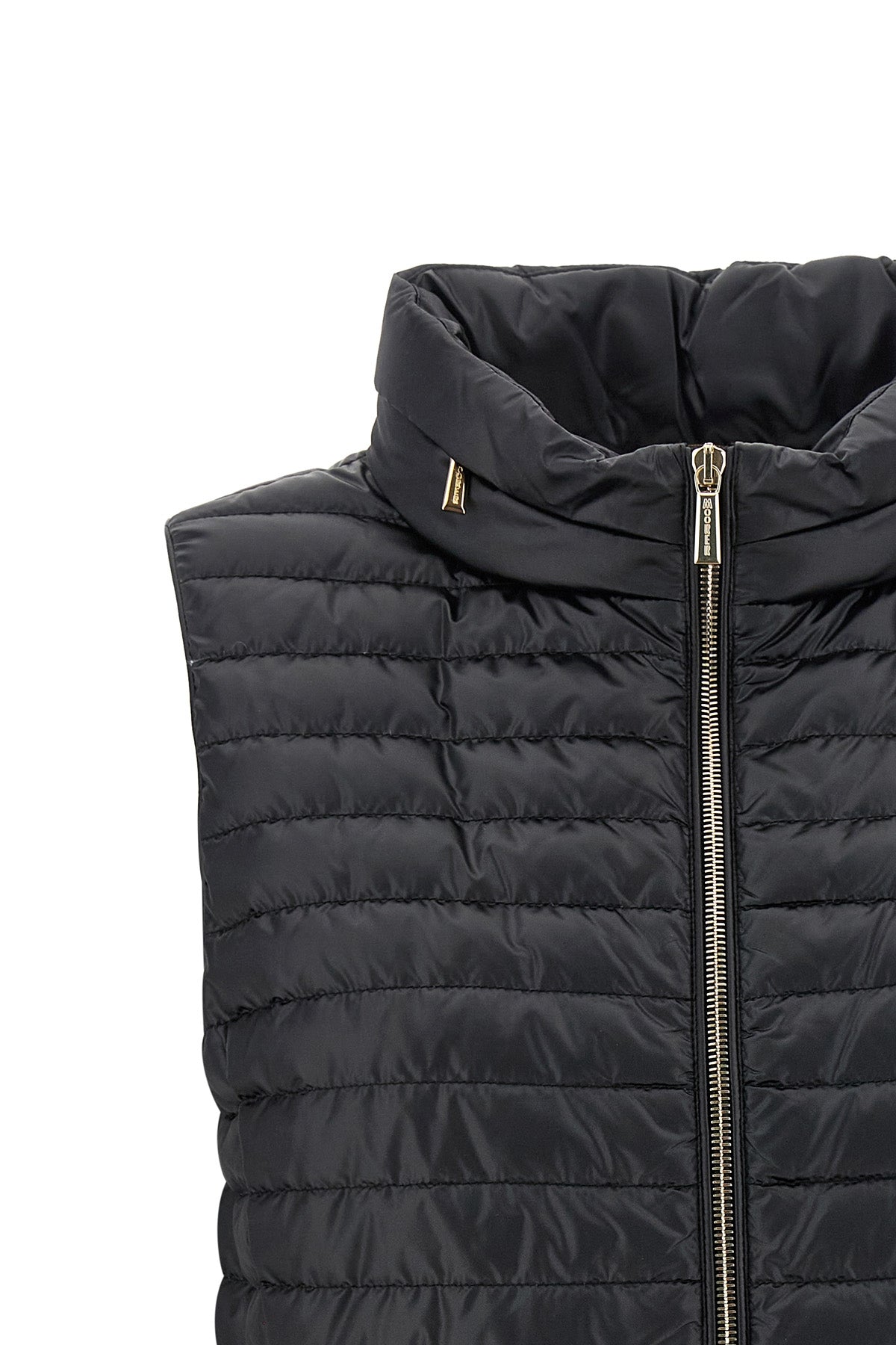 villan vest in polished technical fabric quilted and goose feather padding