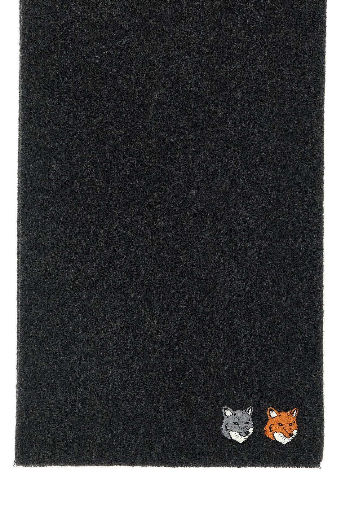 MAISON KITSUNÉ OS the maison kitsuné scarf redefines everyday elegance through an essential silhou