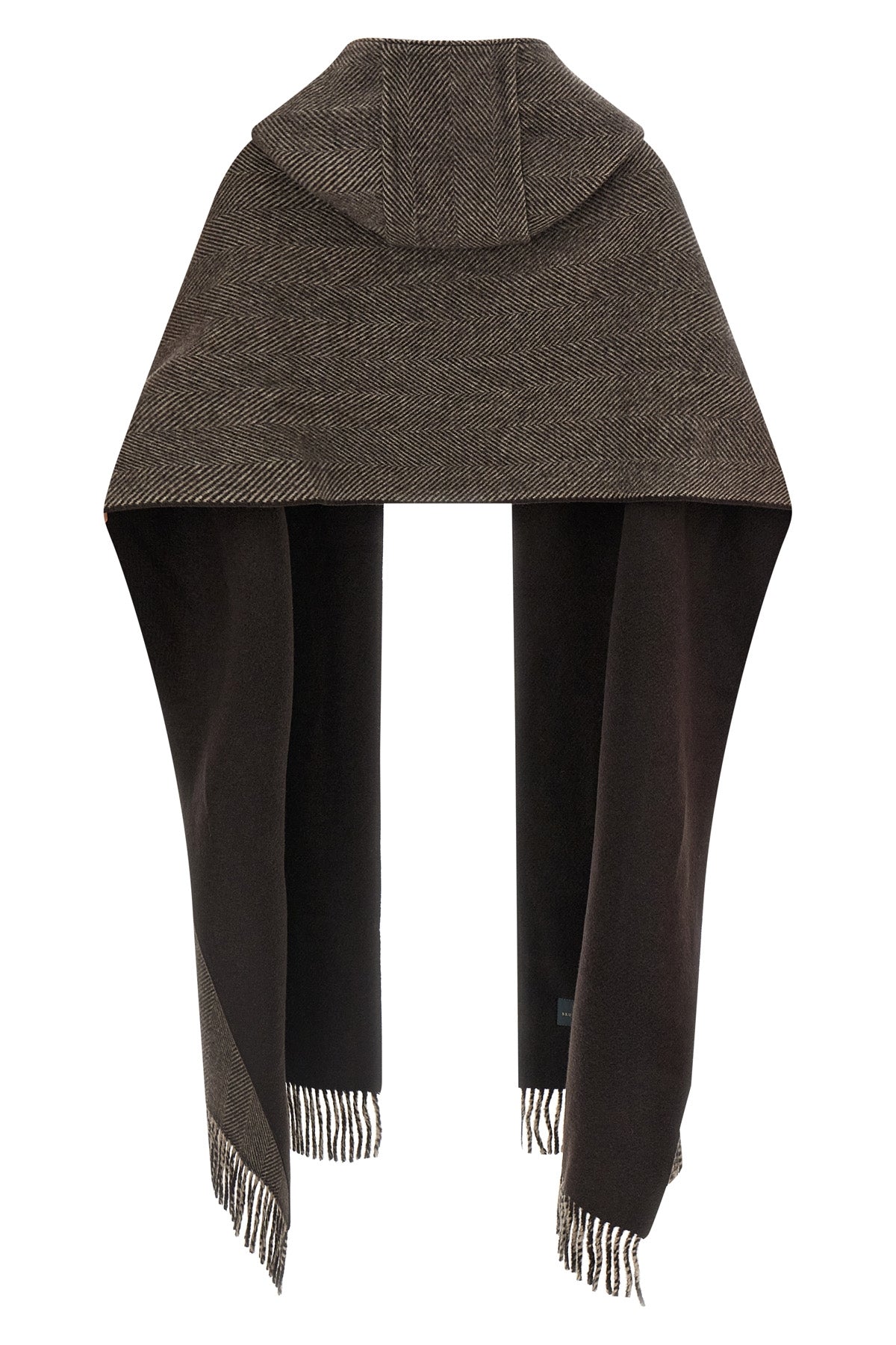 the brunello cucinelli reversible hooded scarf in pure cashmere represents the p