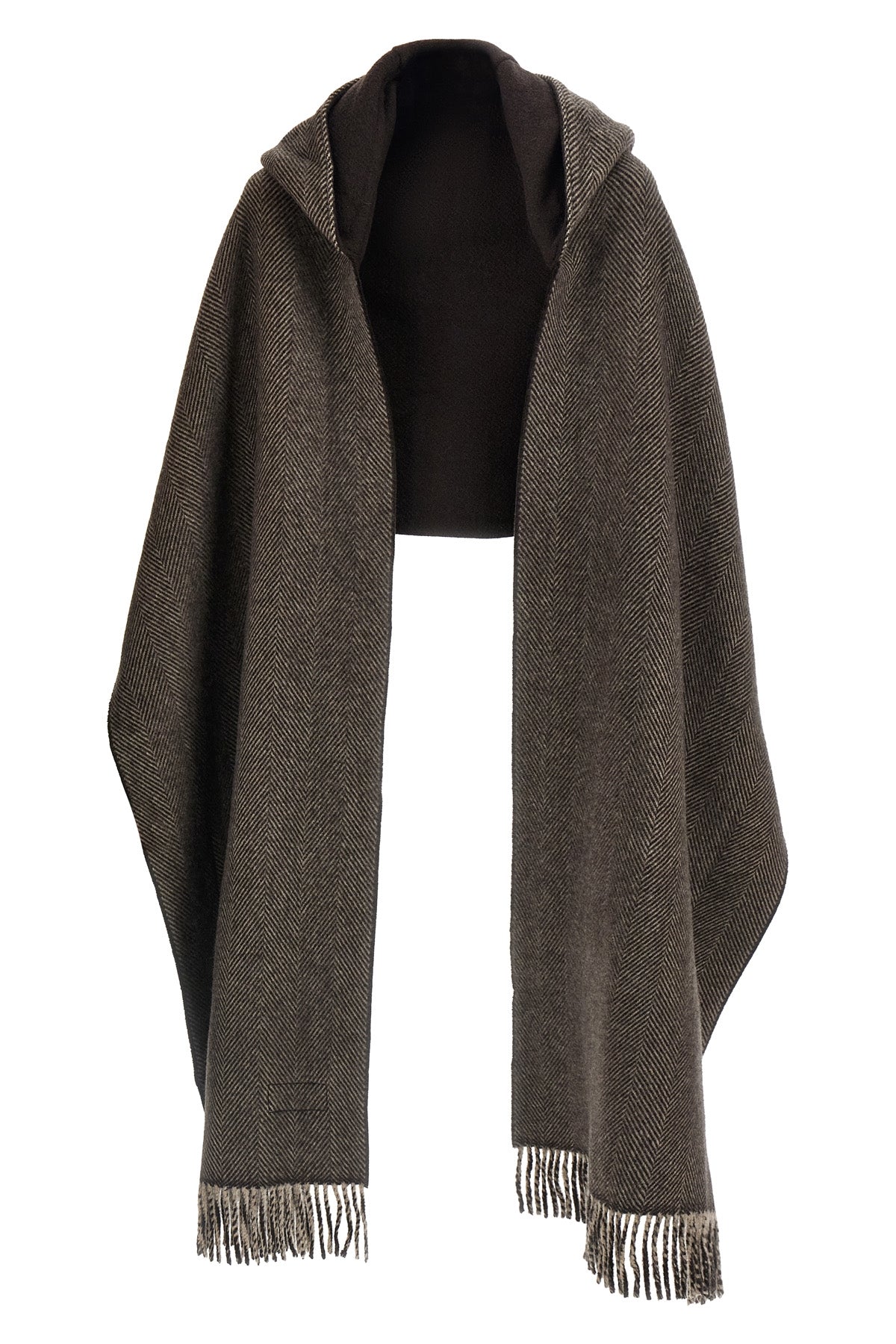 the brunello cucinelli reversible hooded scarf in pure cashmere represents the p