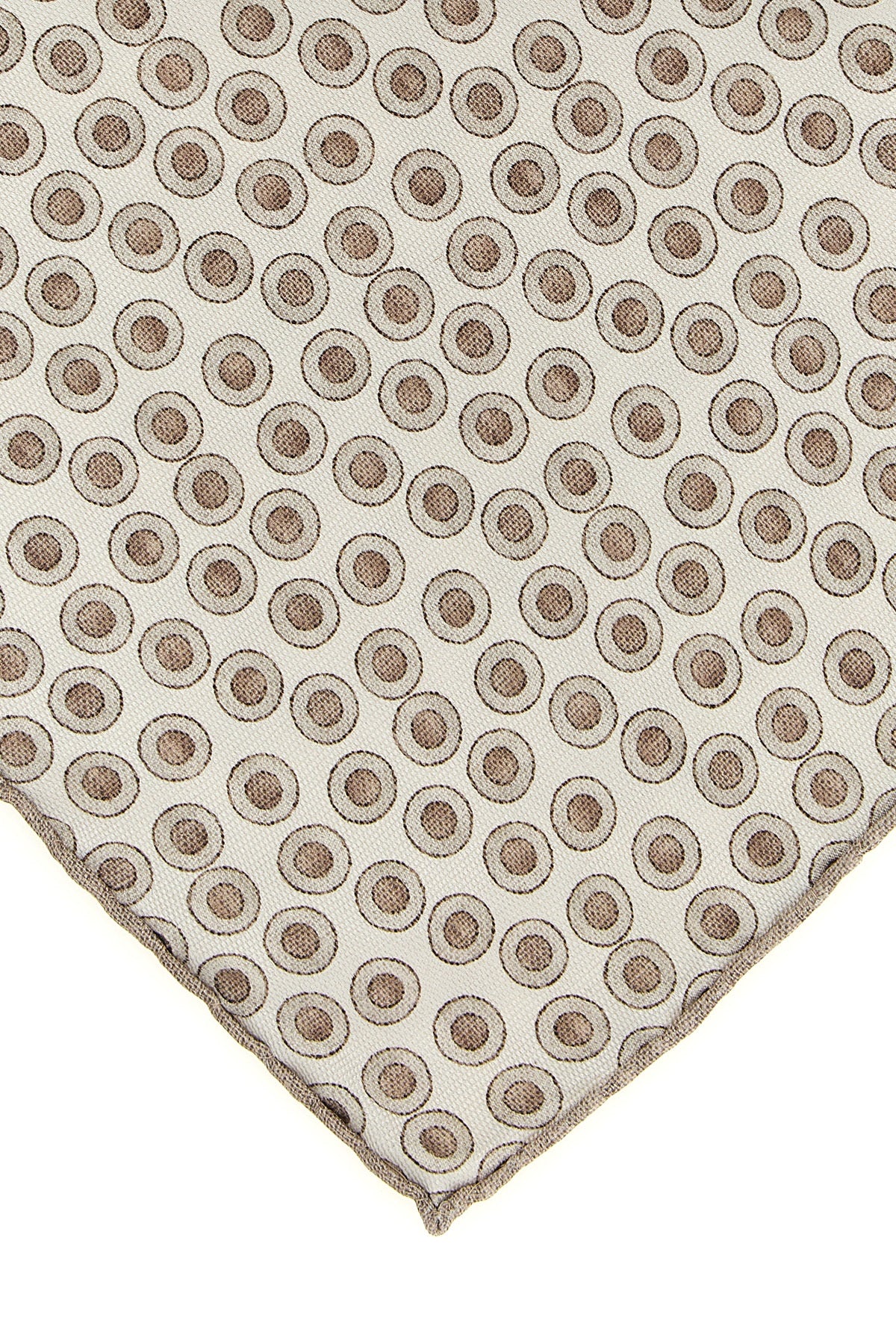 the brunello cucinelli pocket square