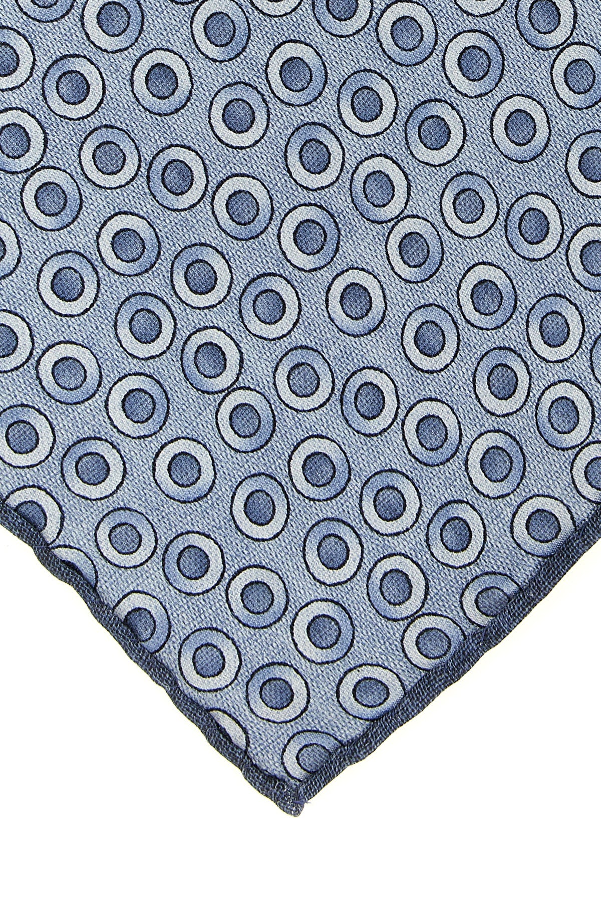the brunello cucinelli pocket square