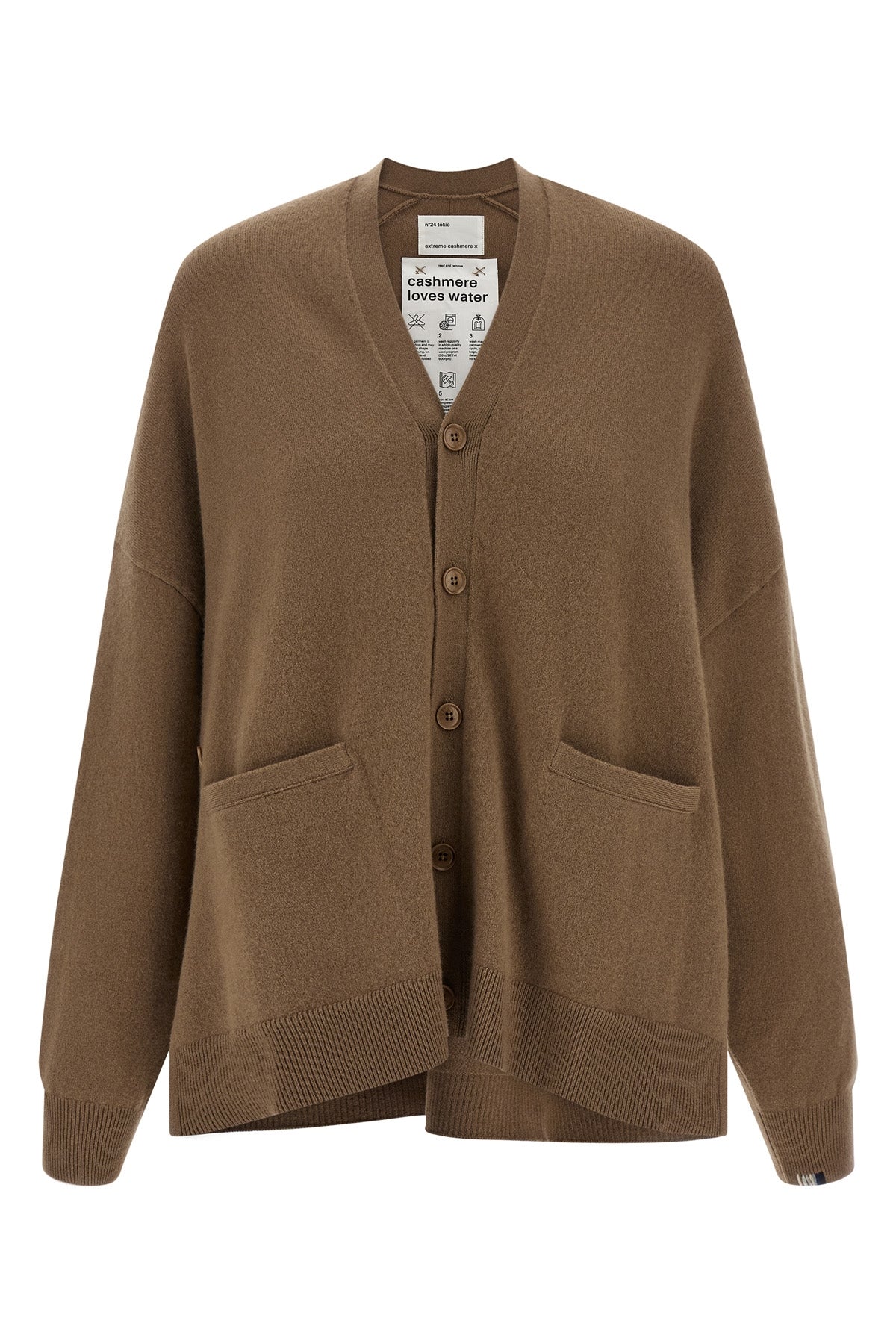 extreme cashmeres n°24 tokio cardigan redefines knitwear volumes through an o