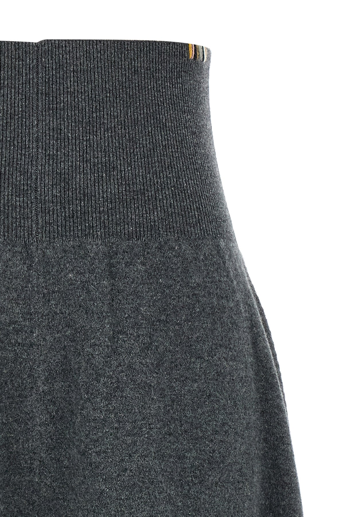 the extreme cashmere n°388 ease midi skirt redefines everyday luxury through a