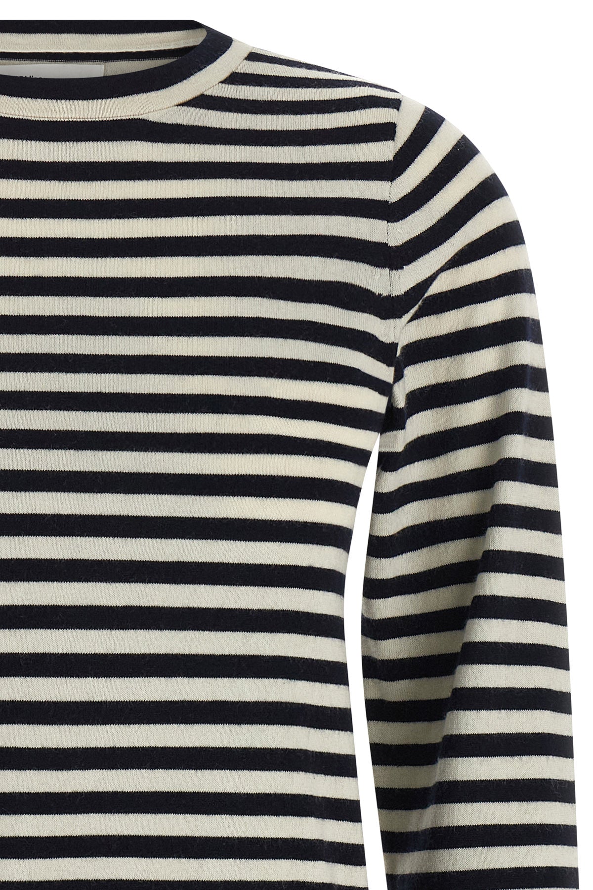 the n°451 lisa top by extreme cashmere redefines the codes of everyday knitwear