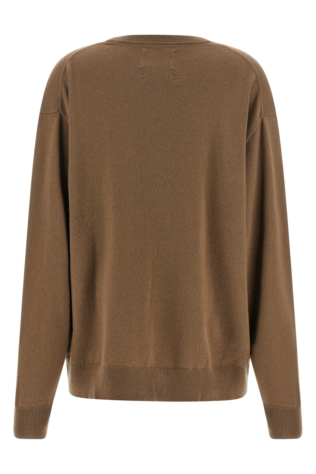 the n°476 april crew neck sweater from extreme cashmere sets a new standard fo