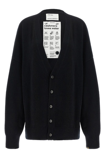 the extreme cashmere n°517 simo cardigan redefines knitwear volumes through a