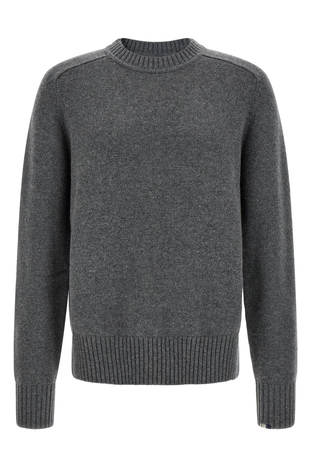 the extreme cashmere n°520 ordinary sweater establishes a foundation of techni
