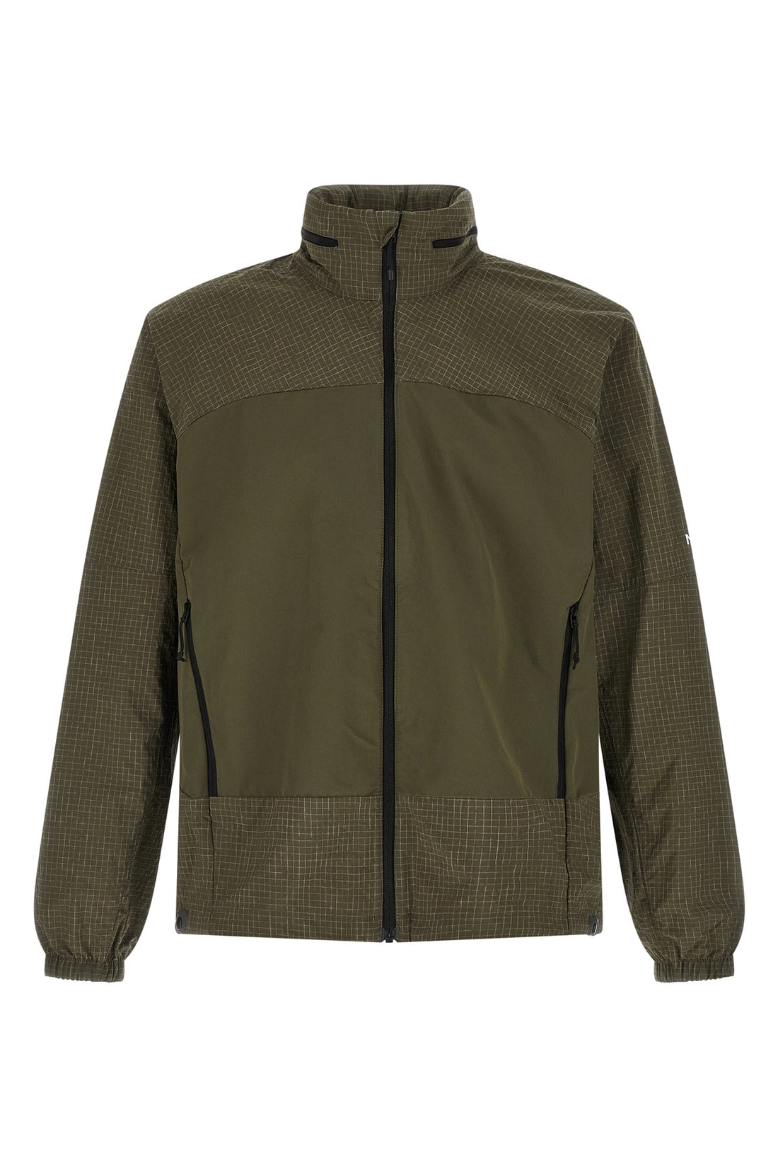 THE NORTH FACE L hike utility windbreaker made in lightweight and breathable flashdry(tm) fabric