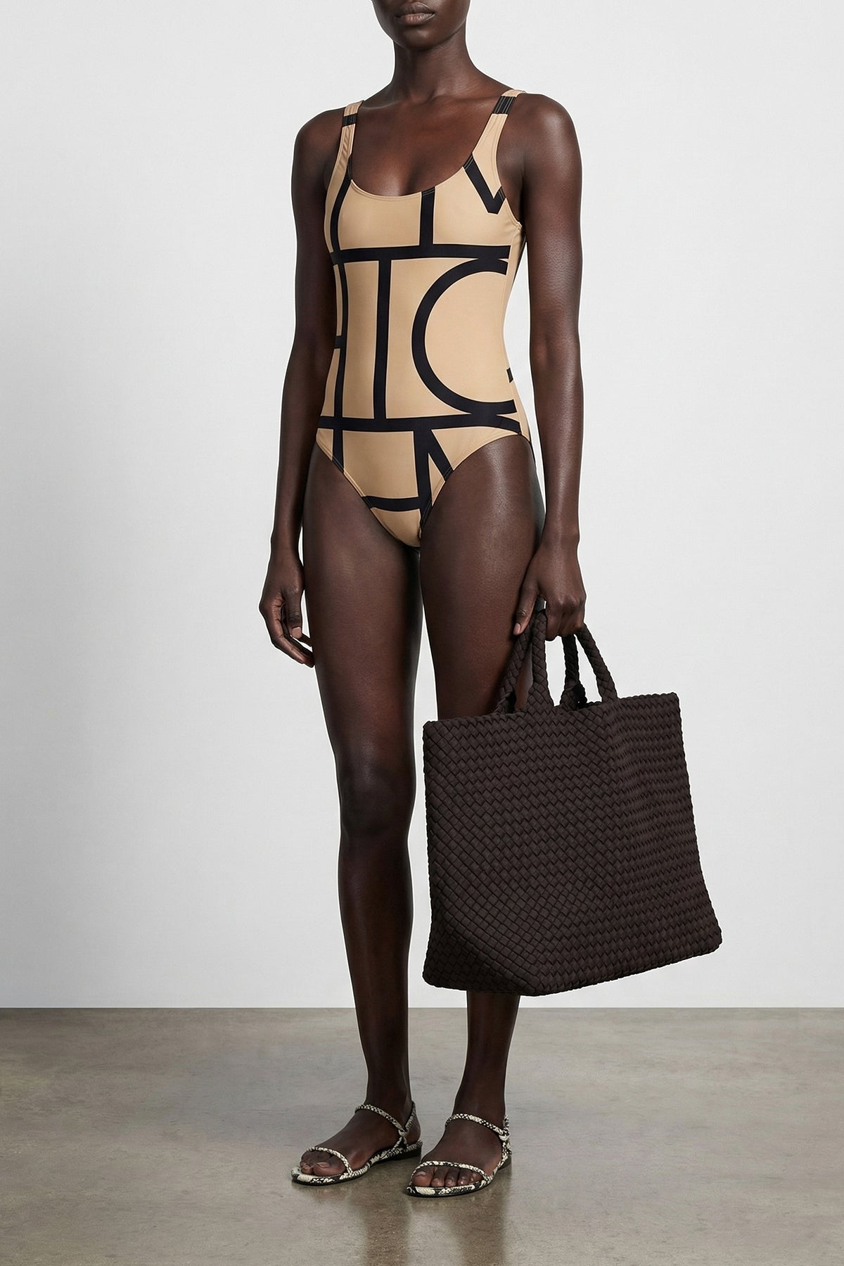 hand-woven neoprene st