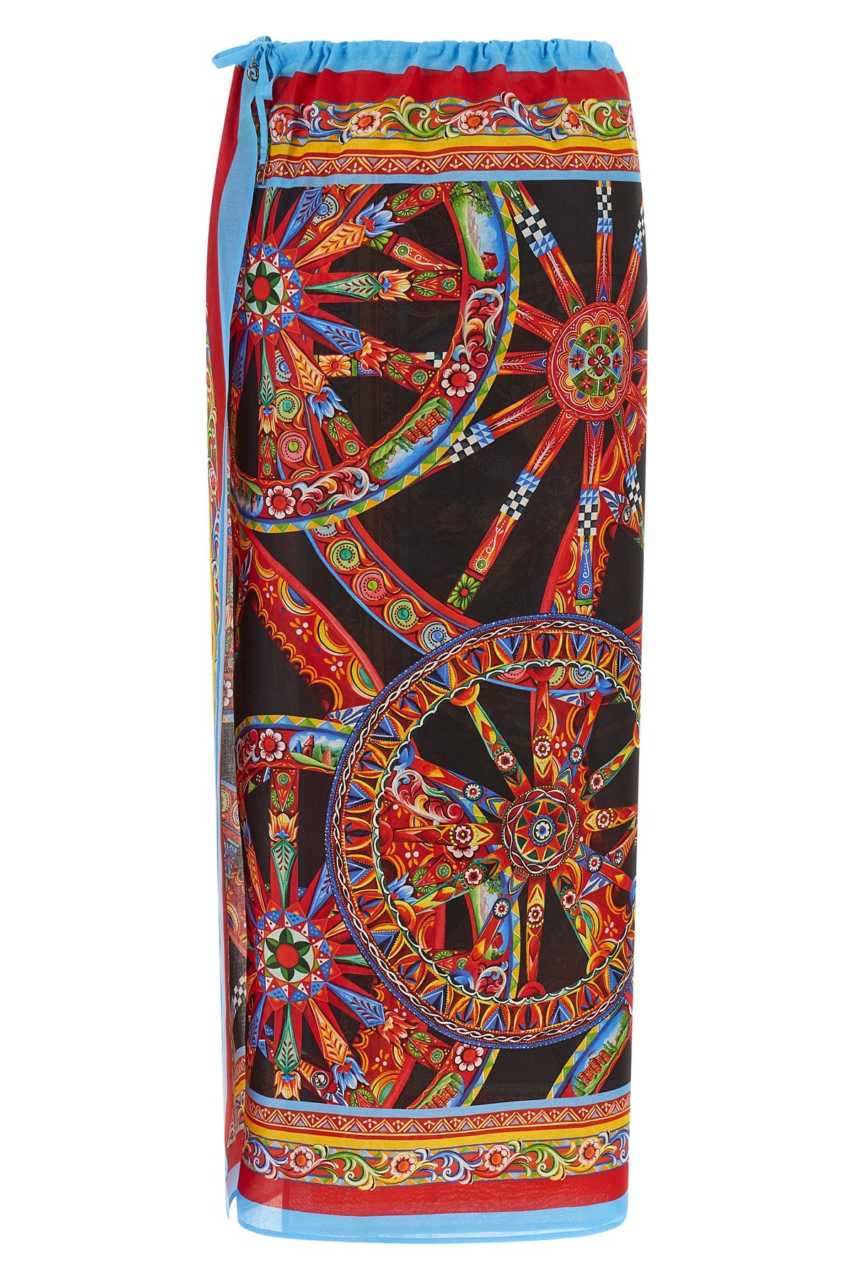 the dolce & gabbana sarong in pure cotton stands out for its fluid and versatile