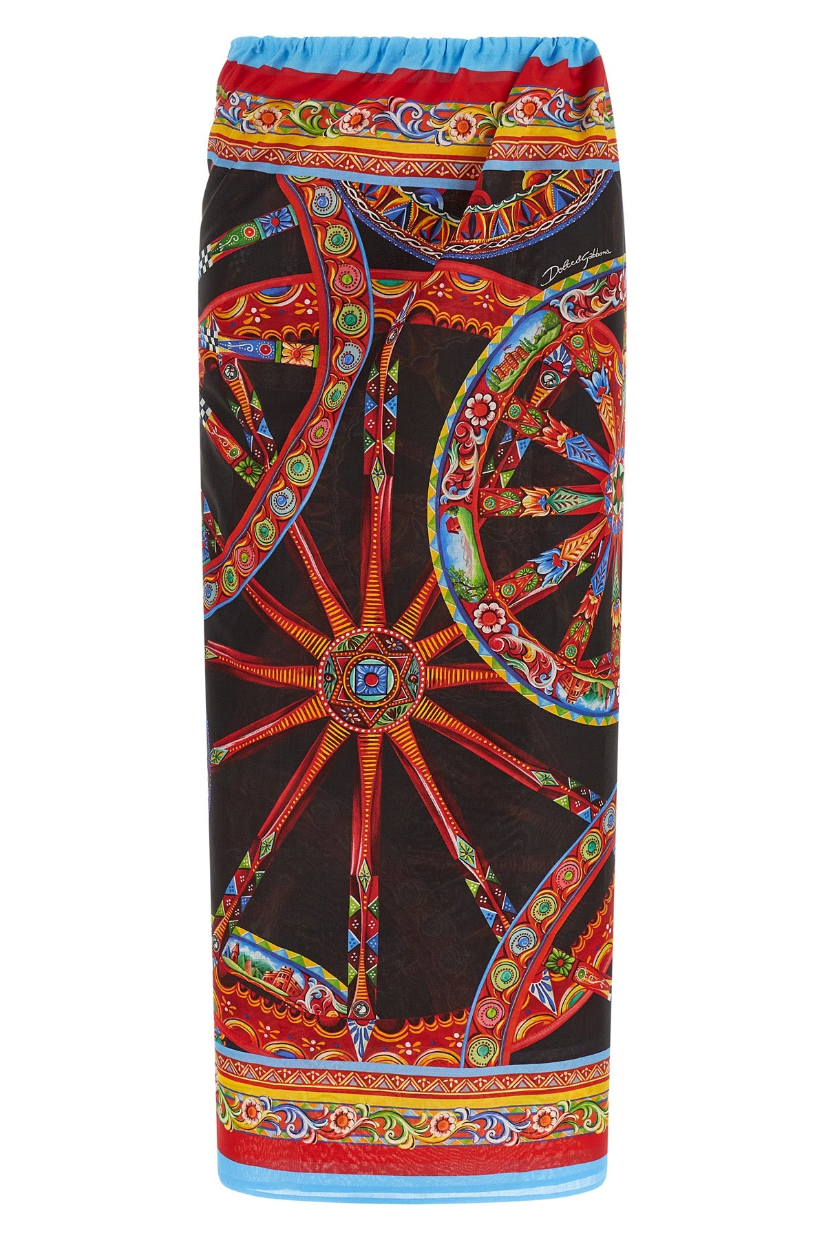 the dolce & gabbana sarong in pure cotton stands out for its fluid and versatile