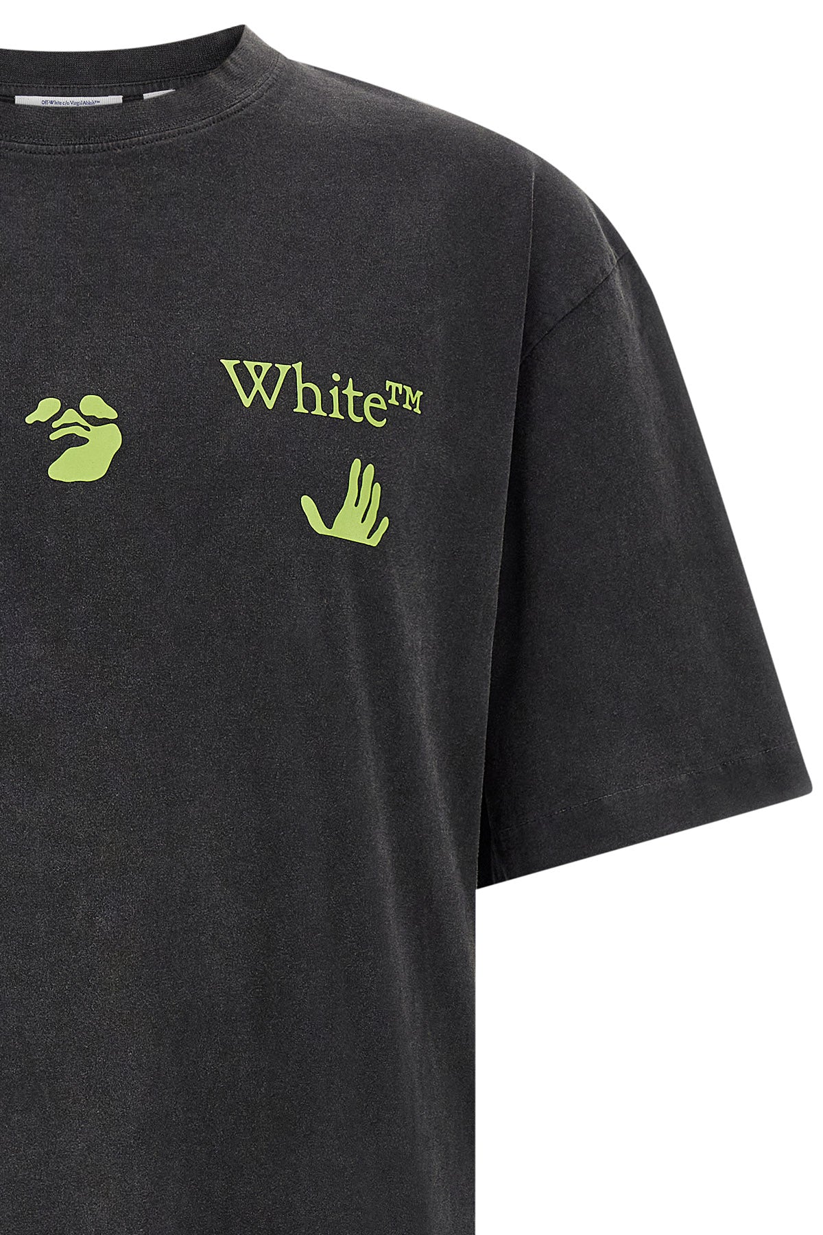 the off-white bacco arrow skate short-sleeved t-shirt