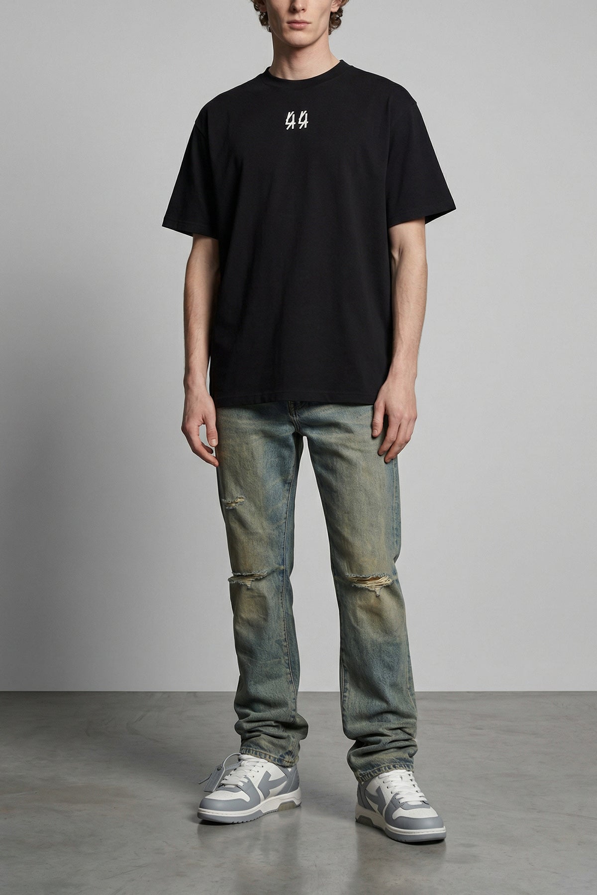 p026 dirty fade rip boot used-effect stonewashed cotton denim jeans