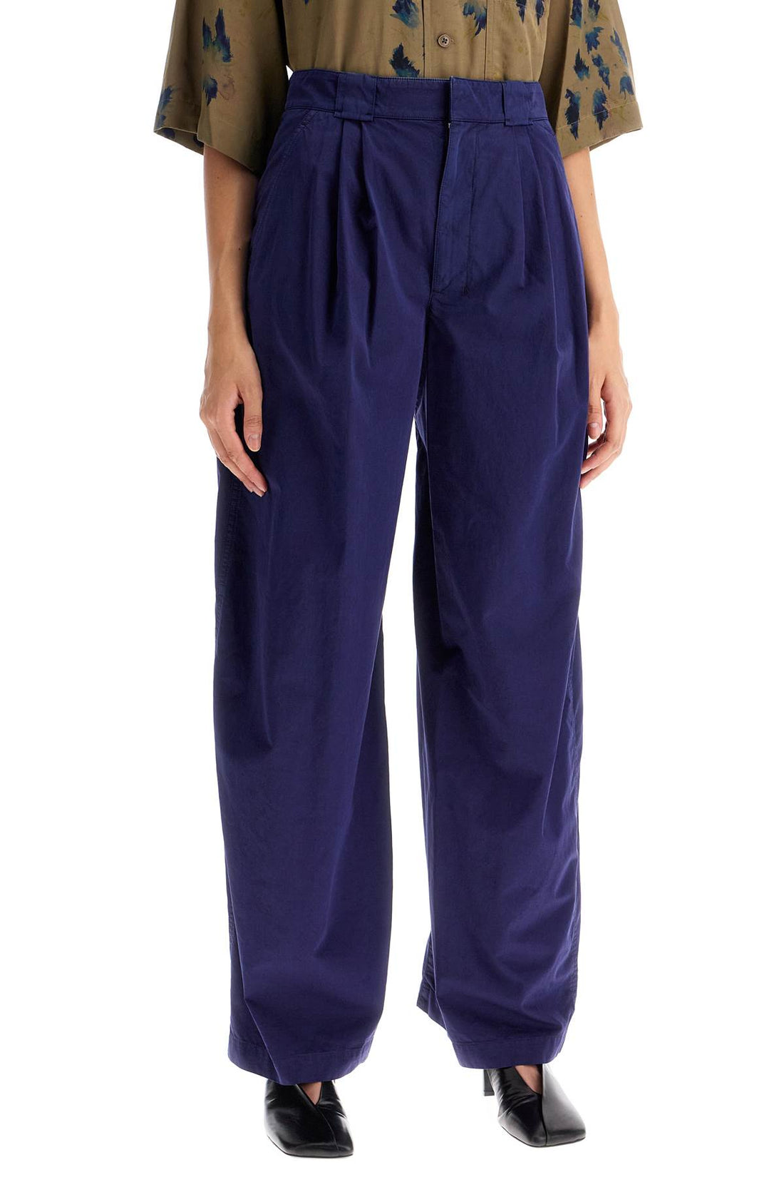 lightweight wide-leg pants