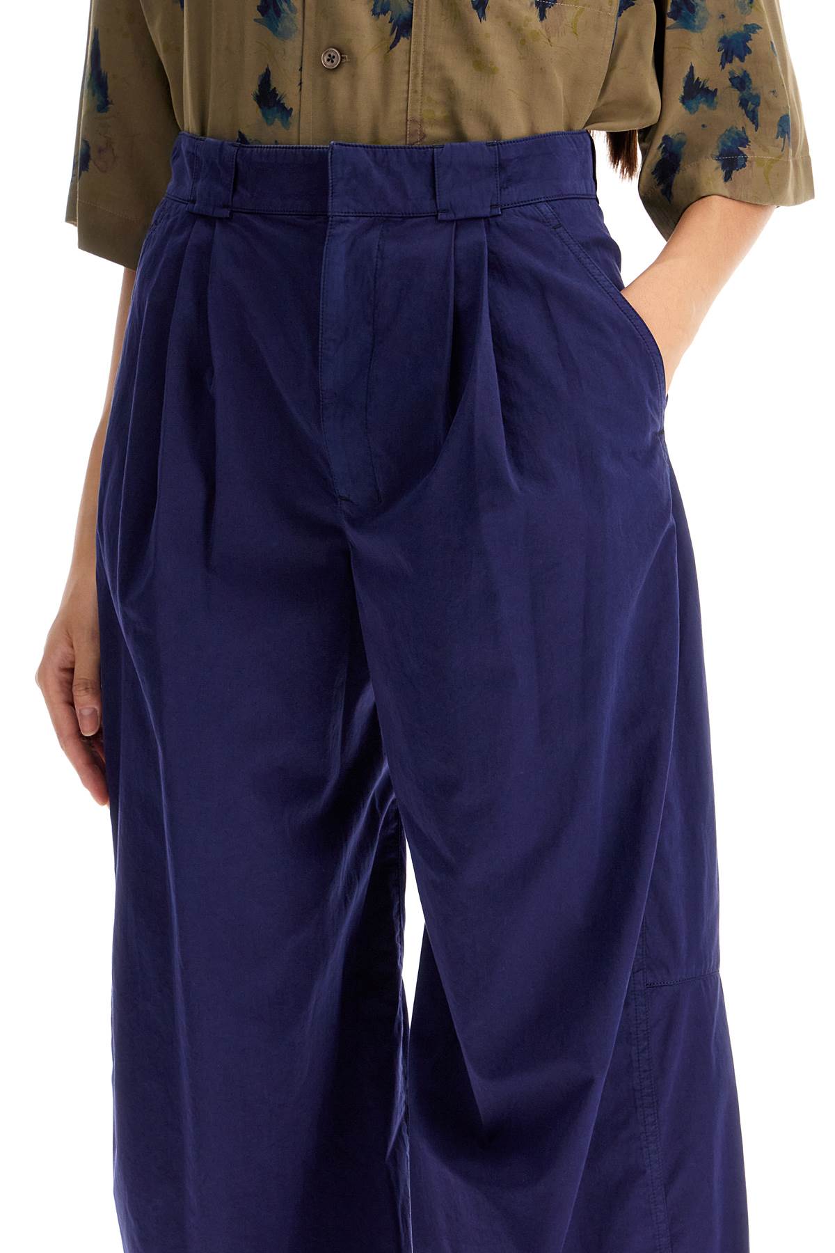 lightweight wide-leg pants