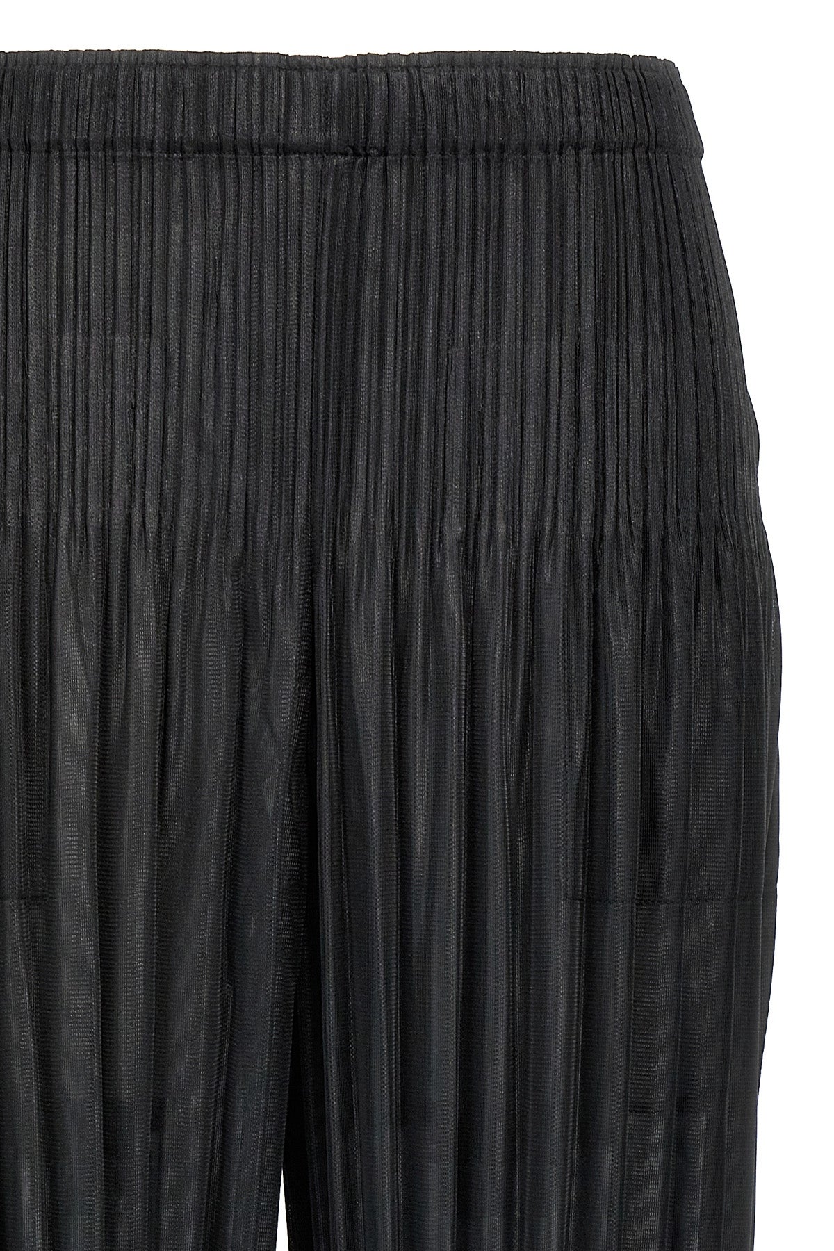 fluffy basics pleated pants