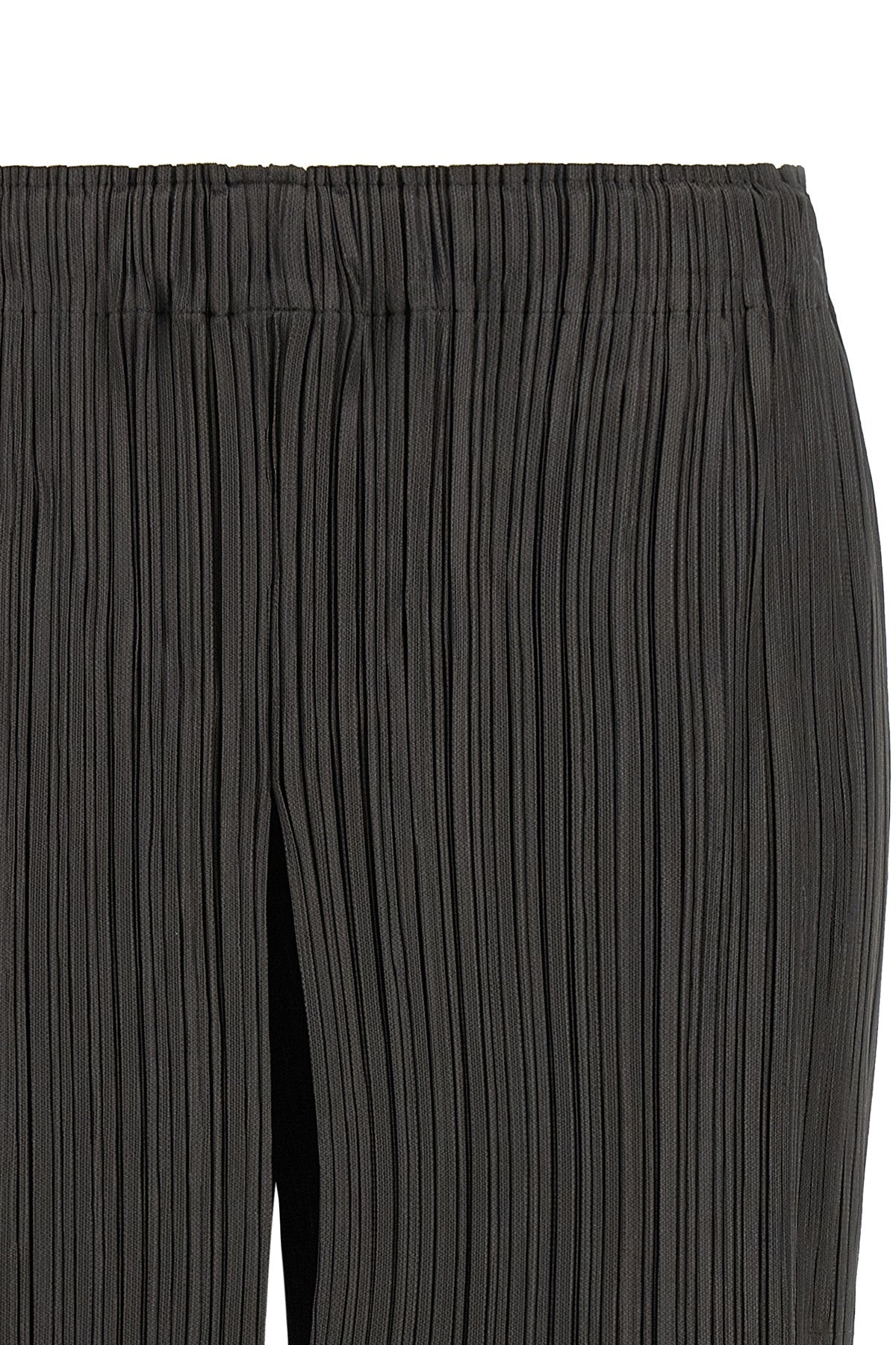 the thicker bottoms 2 pleats please bermuda shorts redefine the concept of volu