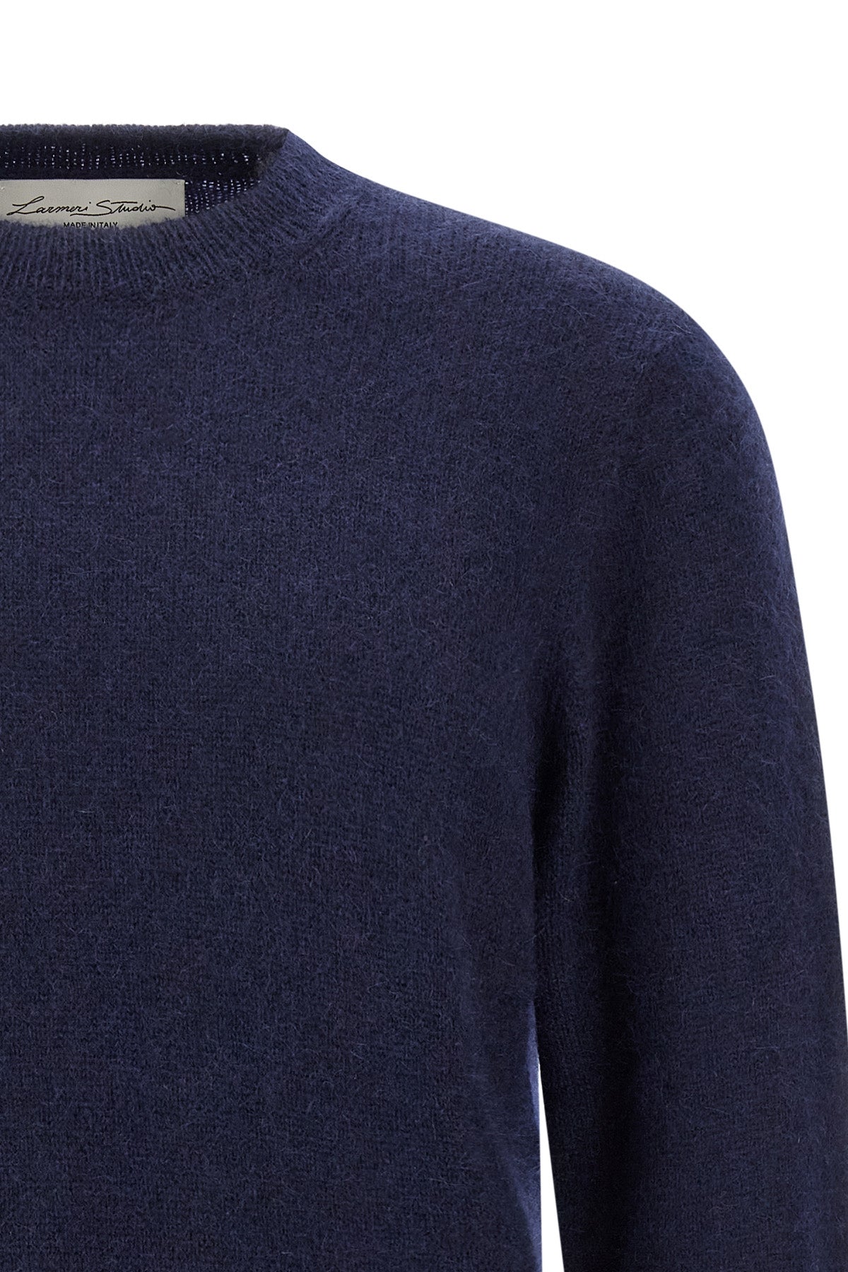 the larmeri studio crew neck sweater