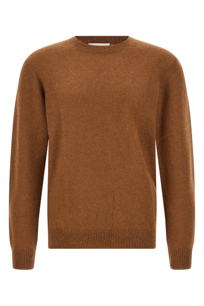 the larmeri studio crew neck sweater