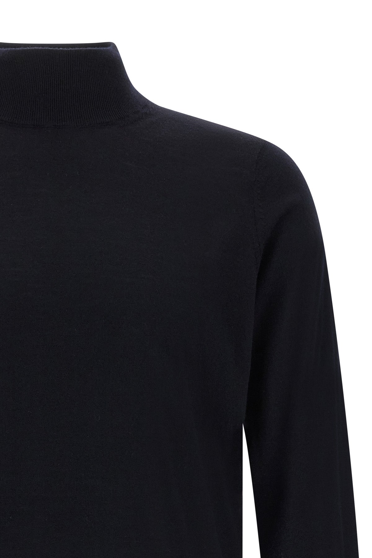 the larmeri studio jersey