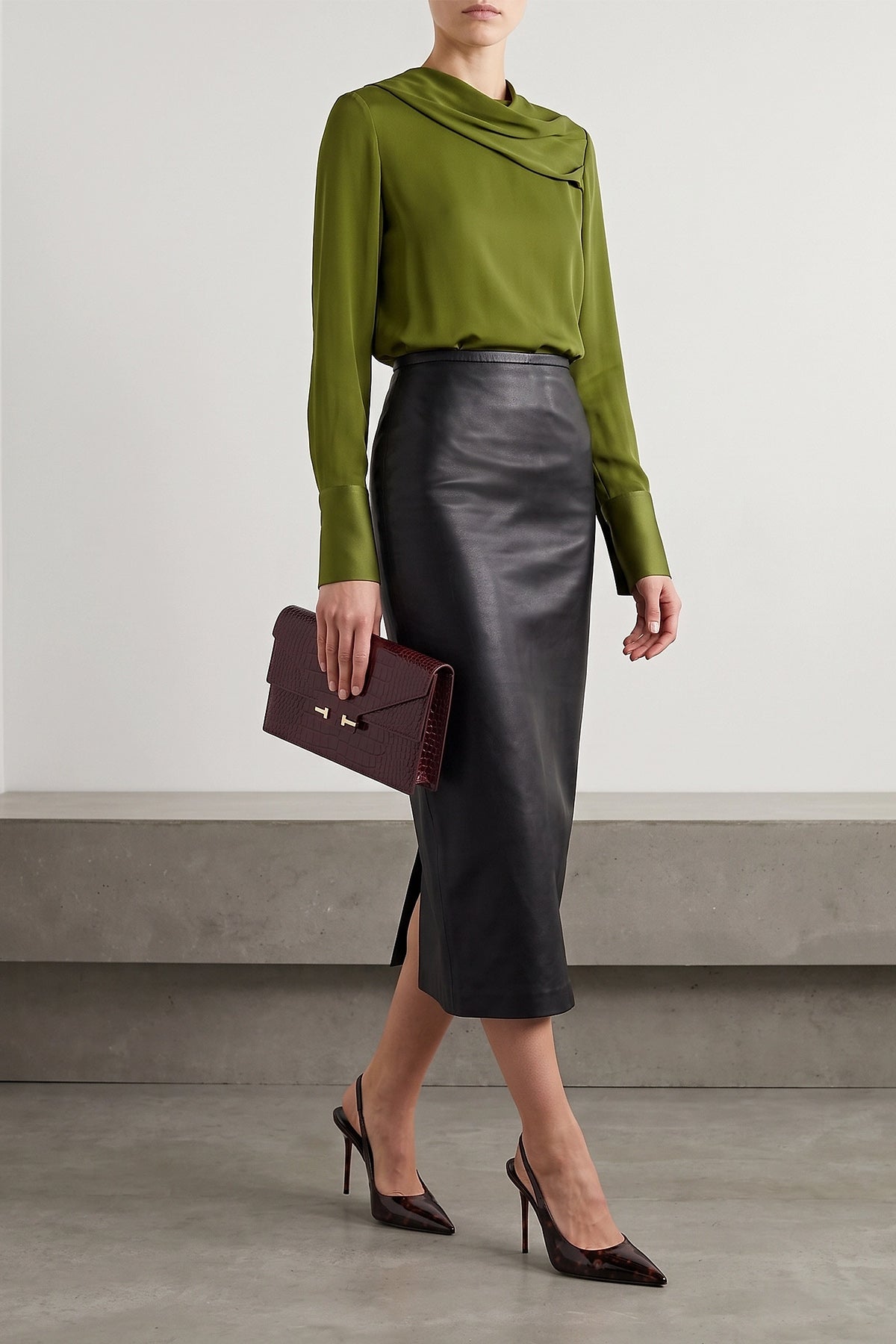 the lidia slingback pumps by paris texas define a tapered shape through a rigoro