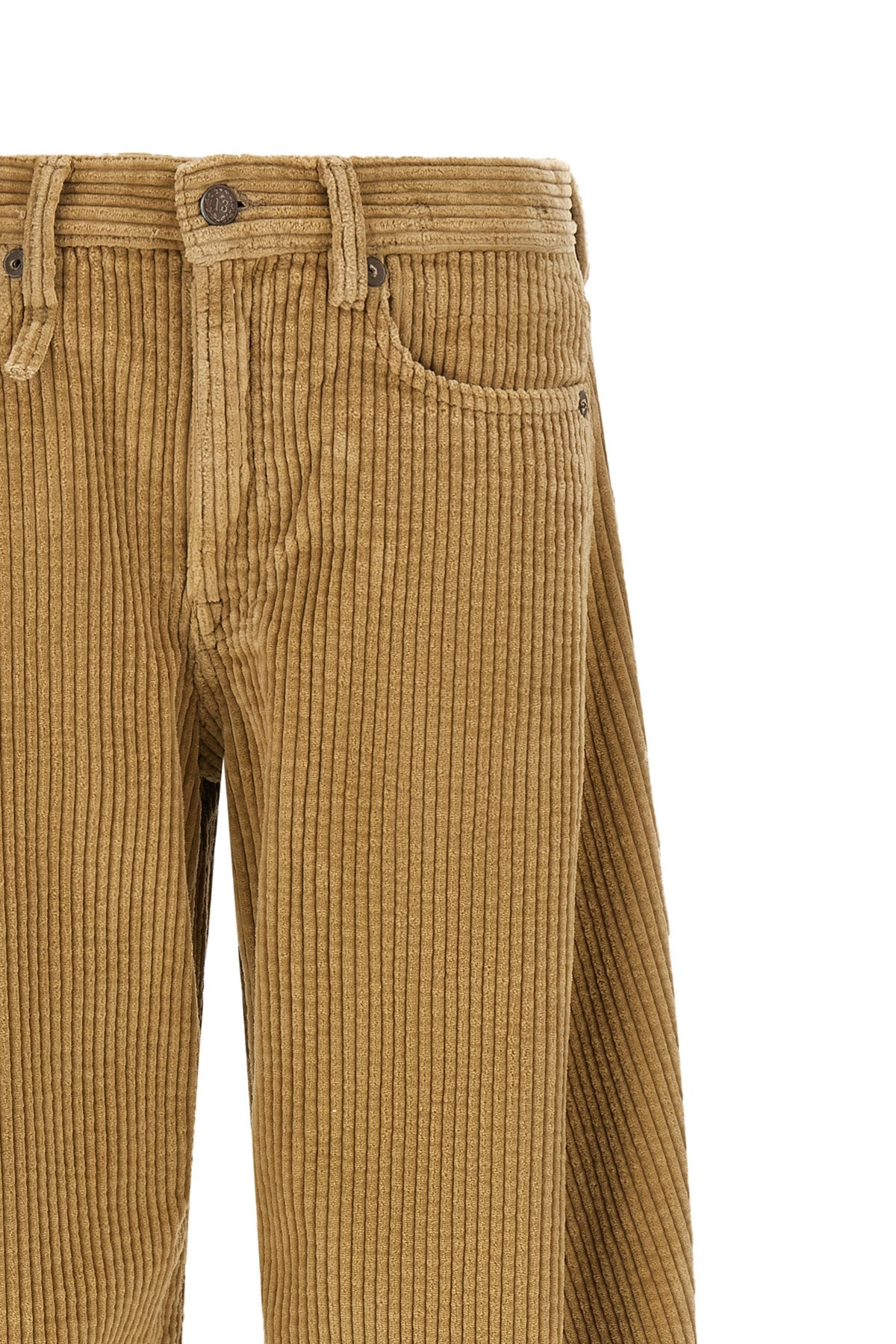 the janine r13 trousers redefine the volumes of the contemporary wardrobe thro