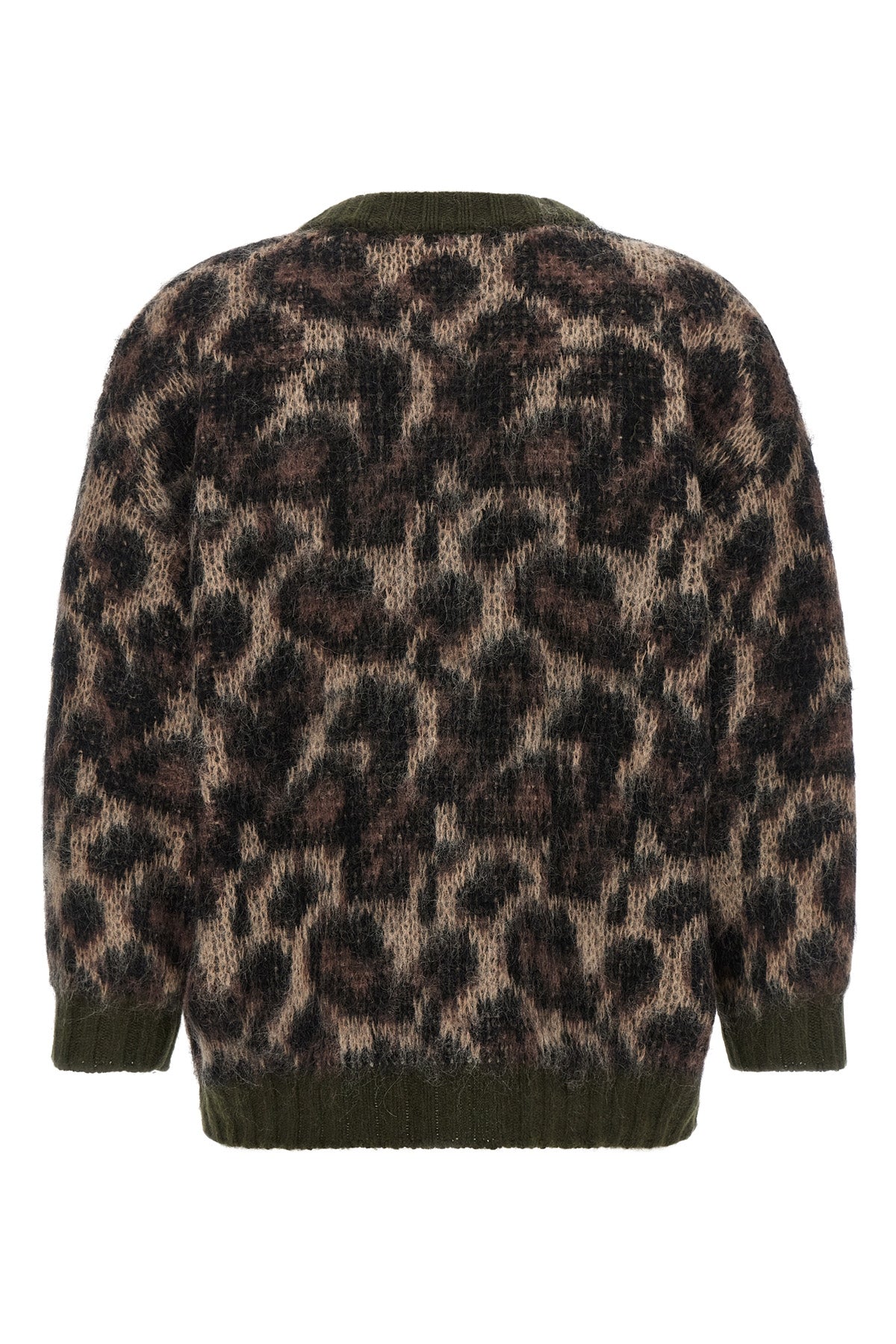 the cardigan r13 defines a relaxed silhouette through wide volumes and dropped s