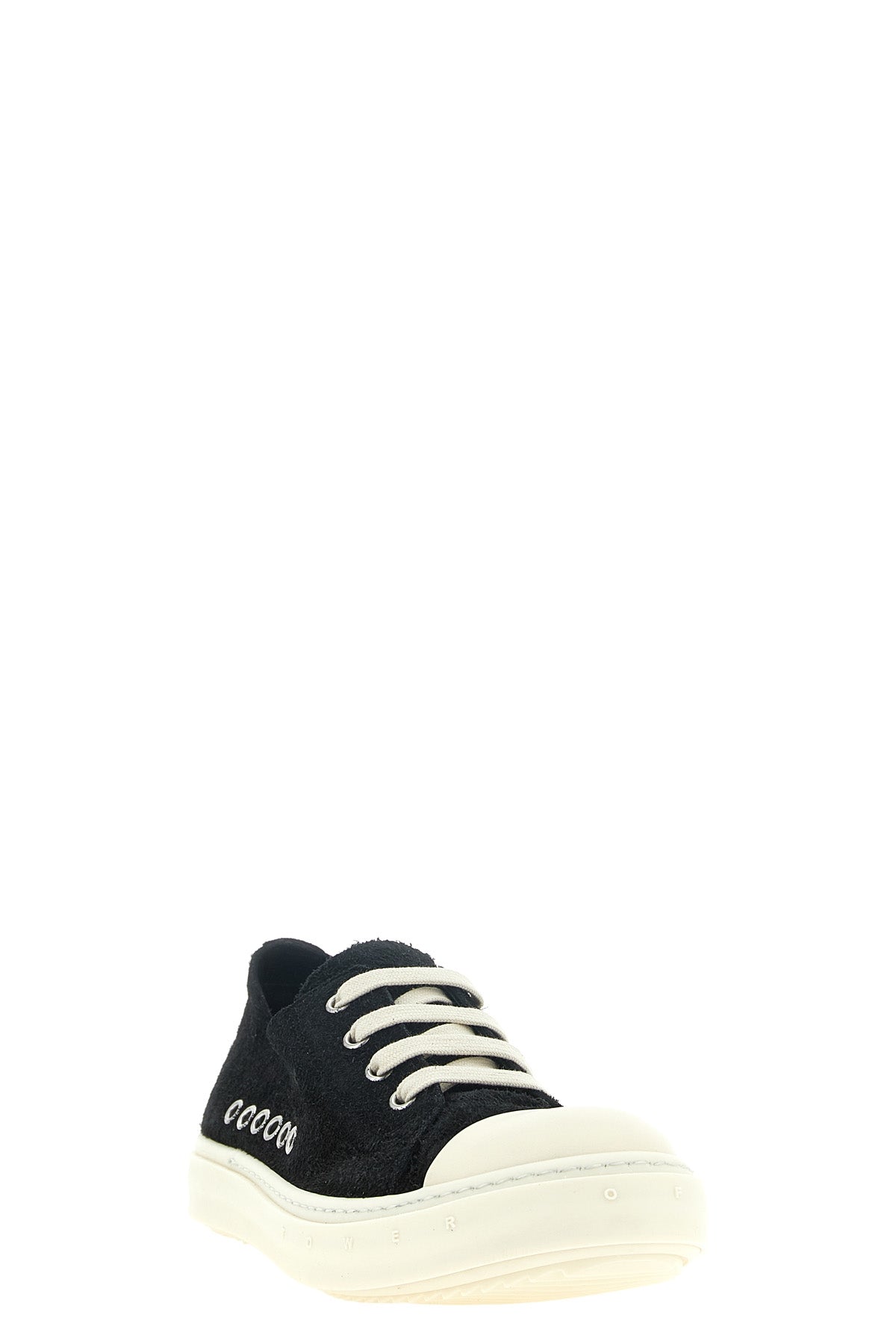 the rick owens tower low sneakers redefine the codes of urban aesthetics throu