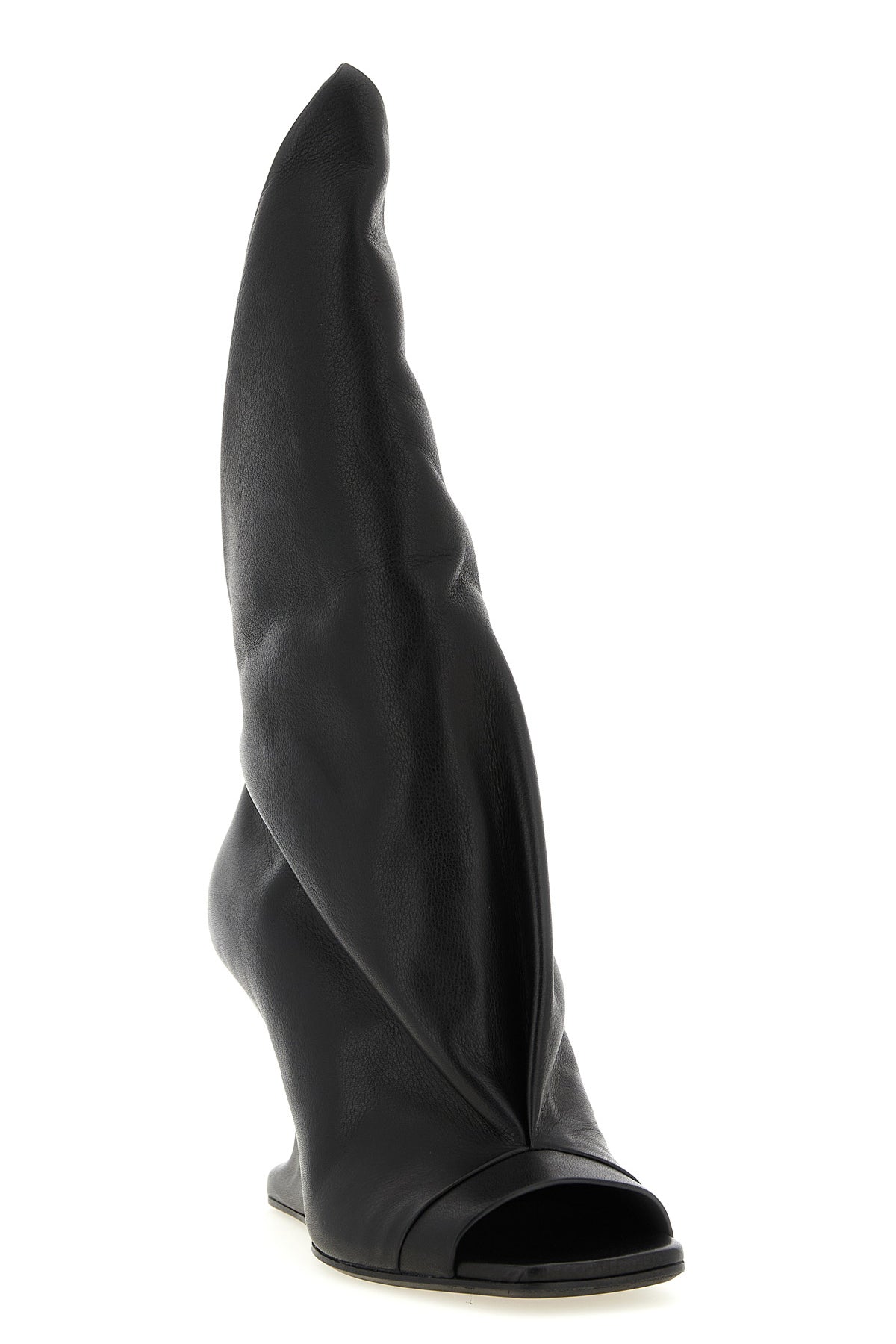 cantilever 8 strutter sandals in grainy cowhide leather of medium heaviness