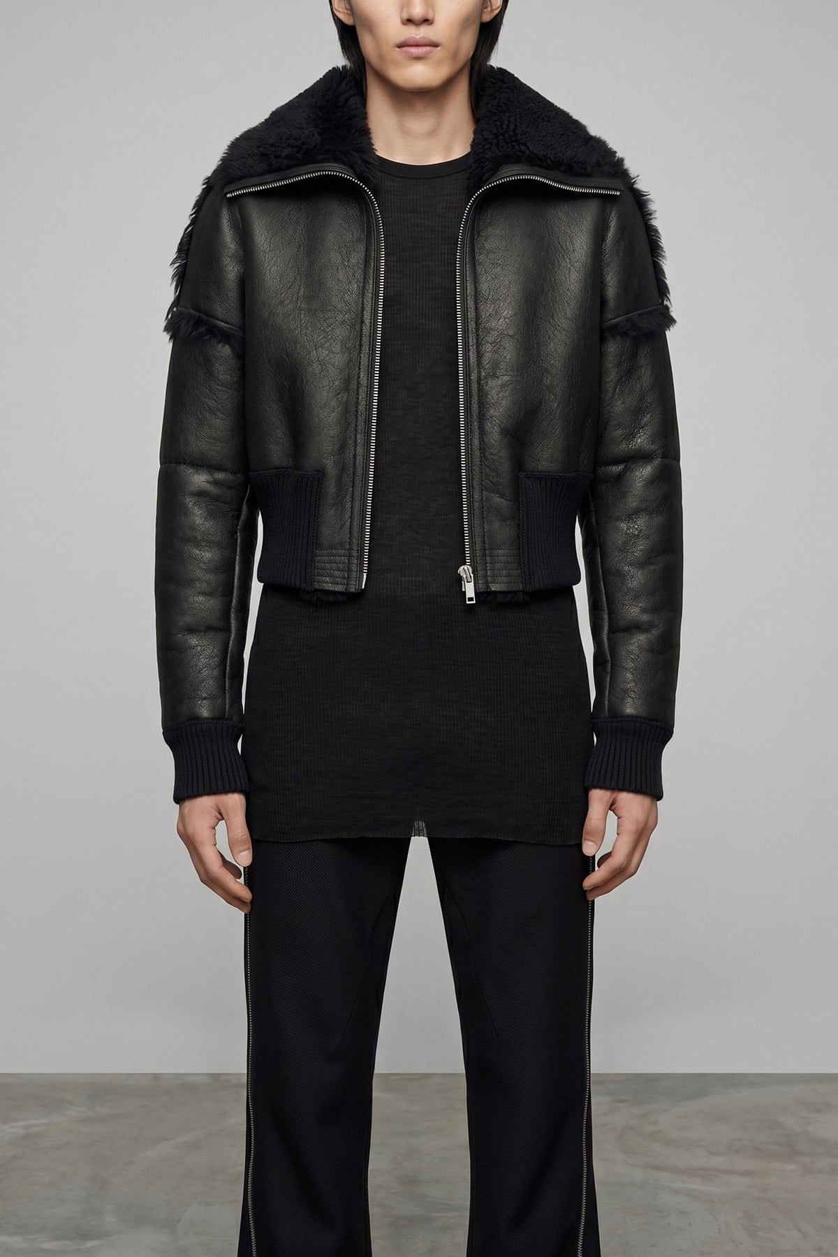 flight jkt cropped bomber jacket in matte craquelé effect leather