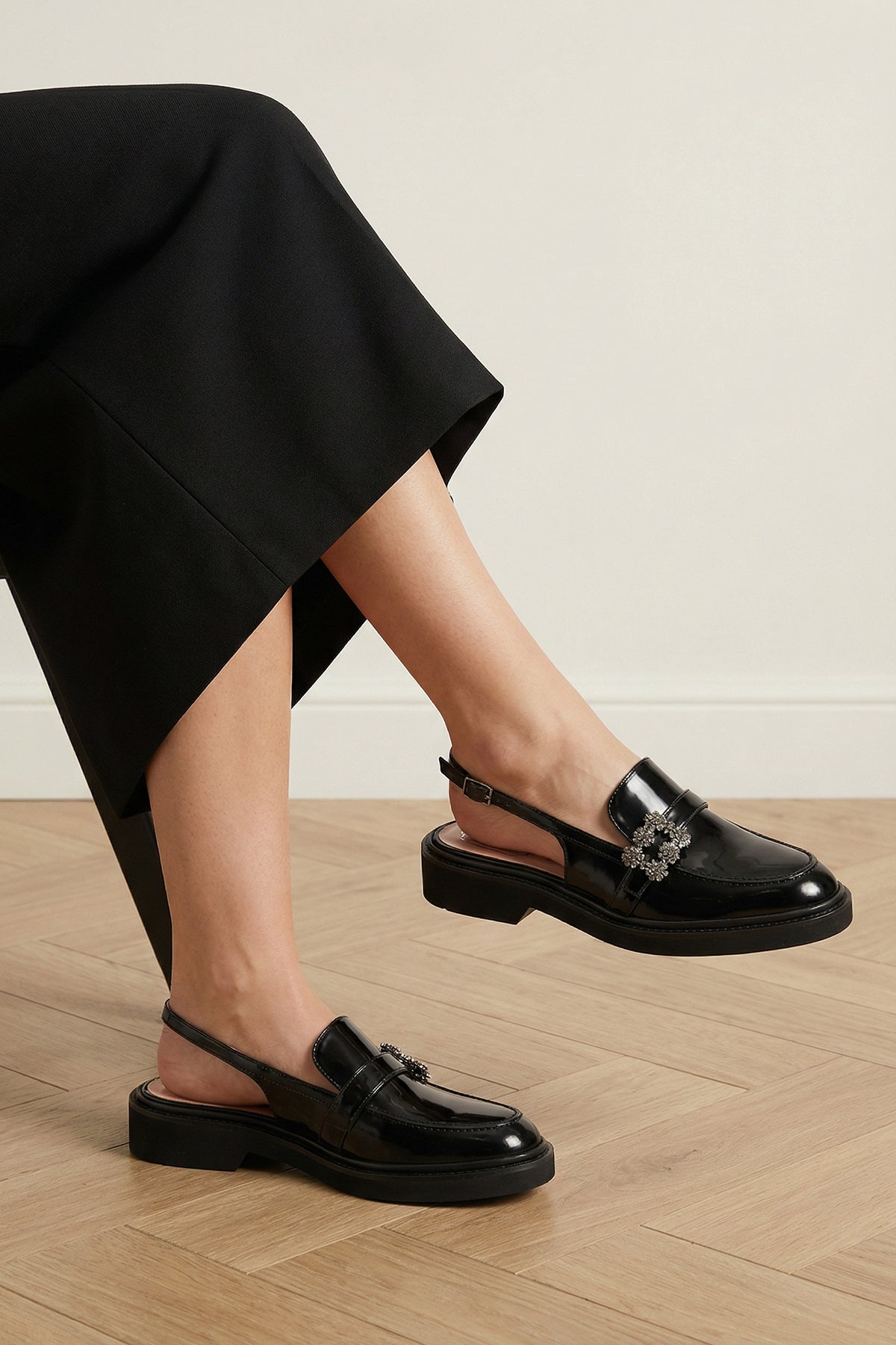 viv rangers shiny leather slingbacks