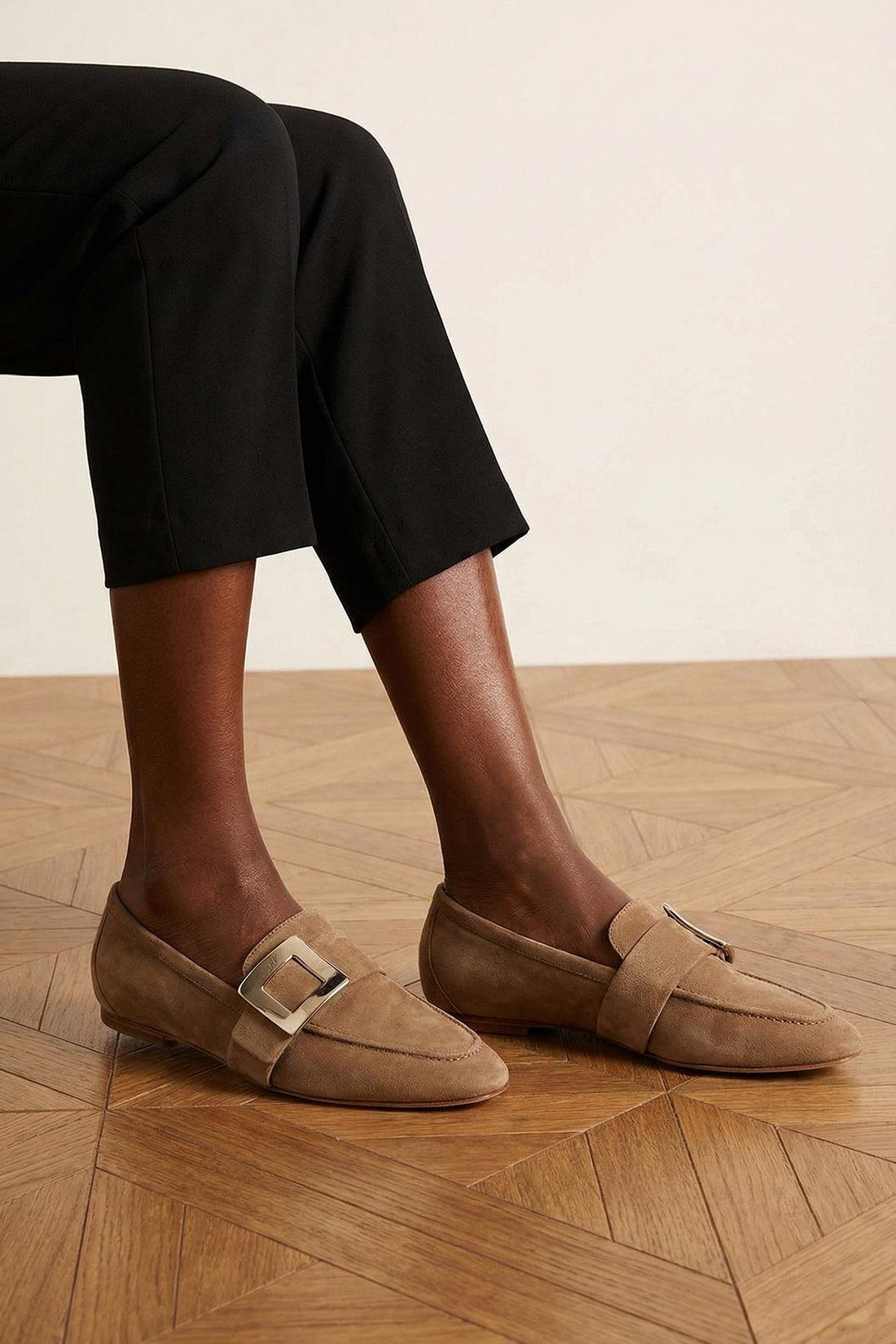 ROGER VIVIER 36.5 suede loafers