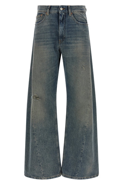 maison margiela mm6 jeans feature a wide-leg silhouette characterized by exagger