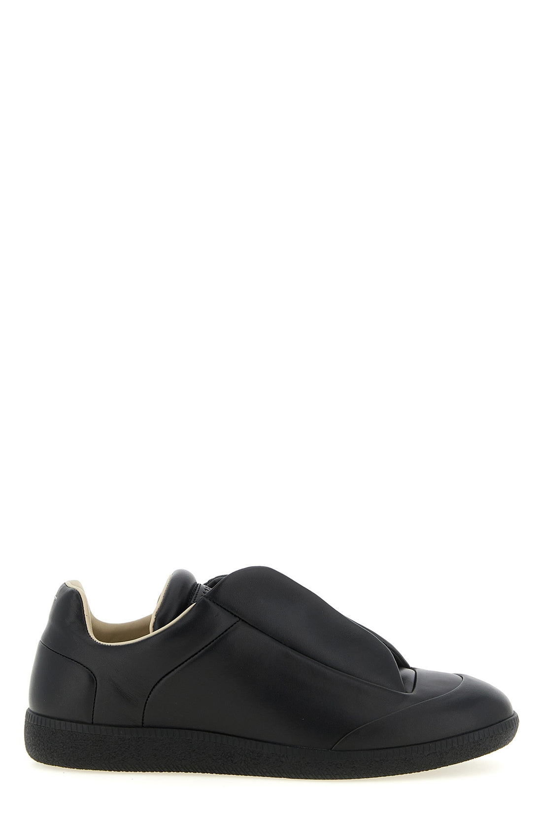 MAISON MARGIELA 40 maison margiela future sneakers stand out for an essential silhouette defined