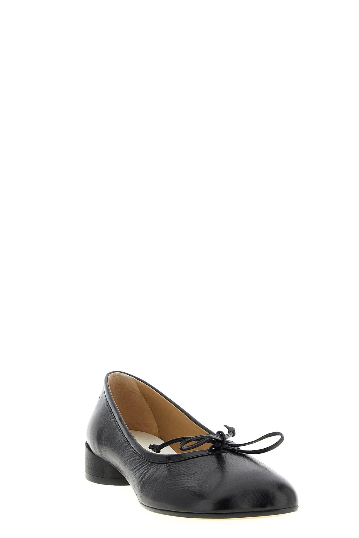 anatomic crinkle effect leather ballet flats