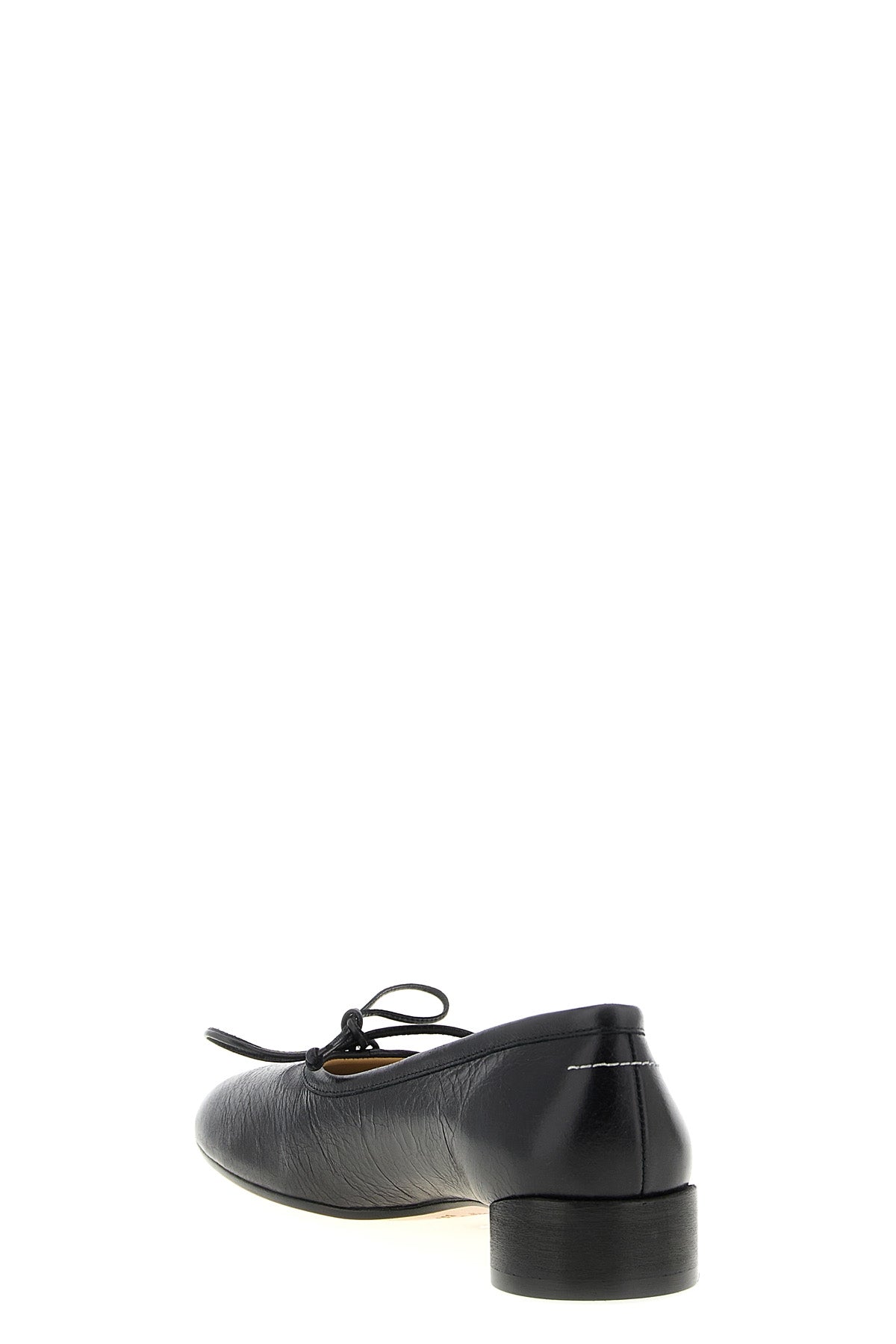 anatomic crinkle effect leather ballet flats
