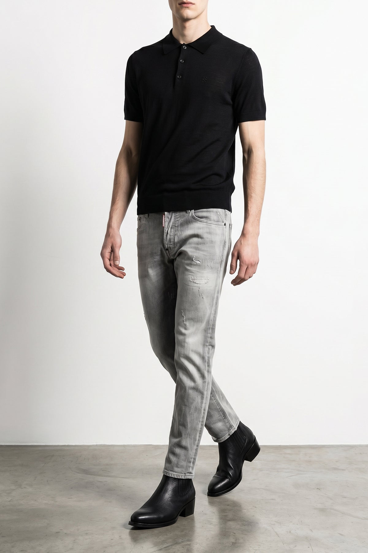 642 used-effect stonewashed stretch cotton denim jeans