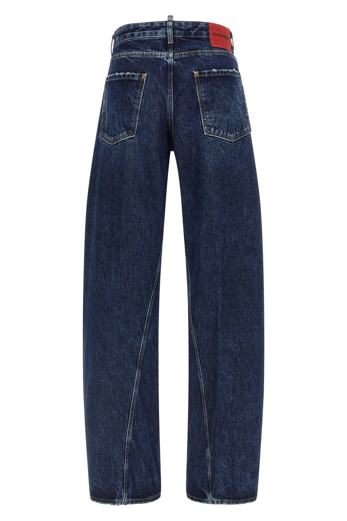 the loose twst jeans dsquared2 feature a tailor-made construction in pure cotto