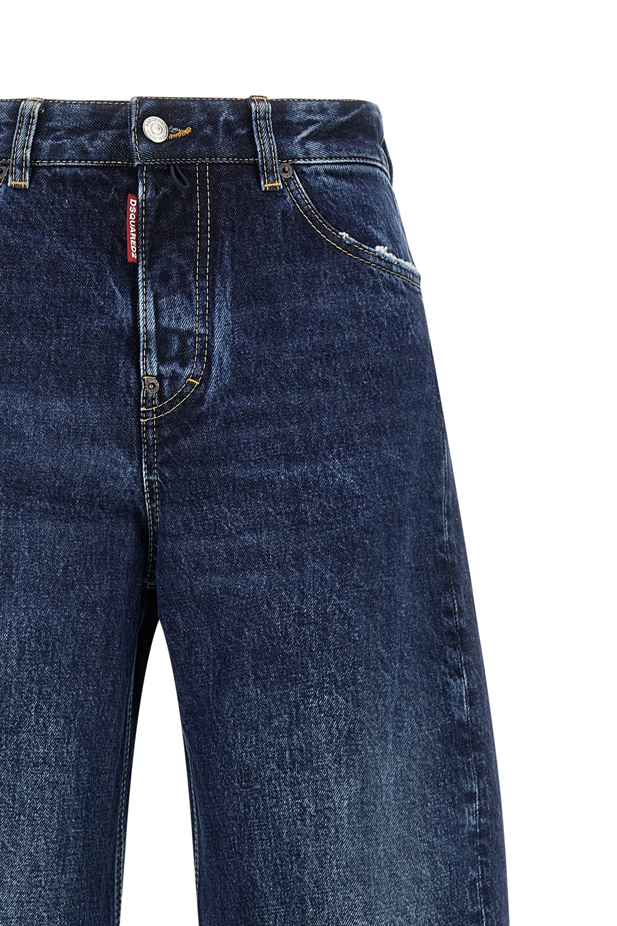 the loose twst jeans dsquared2 feature a tailor-made construction in pure cotto