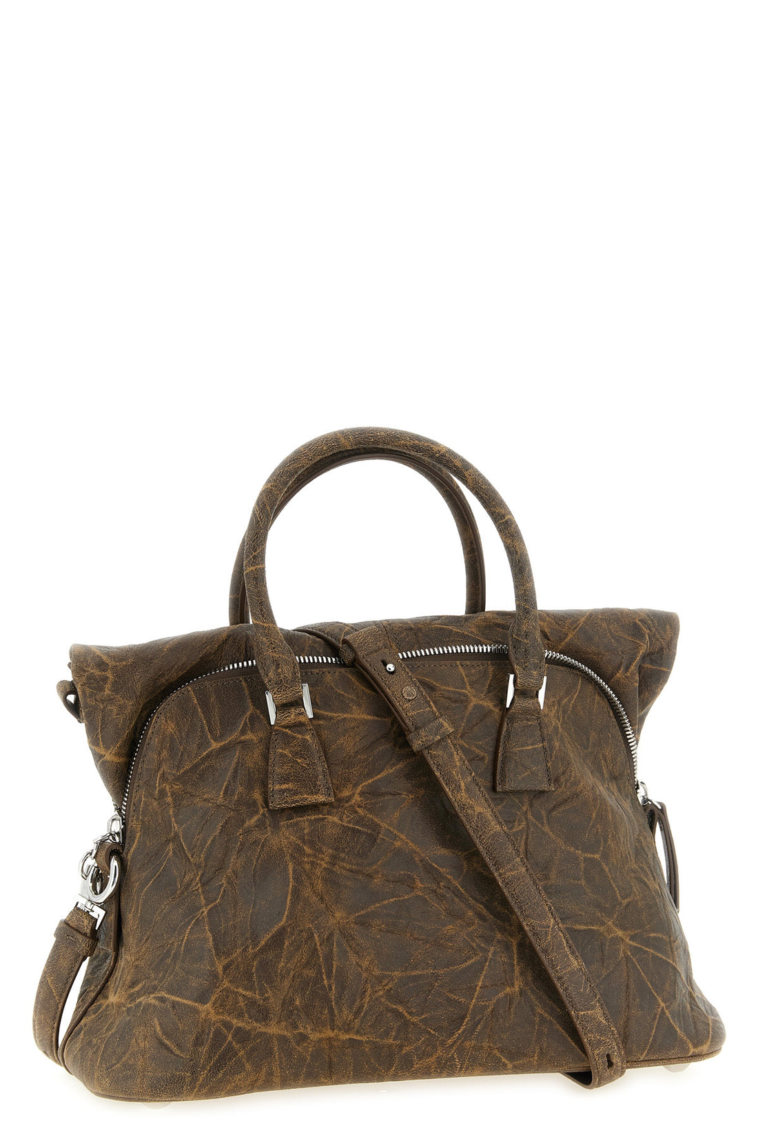 MAISON MARGIELA OS maison margiela 5ac soft shoulder bag is made of goat leather