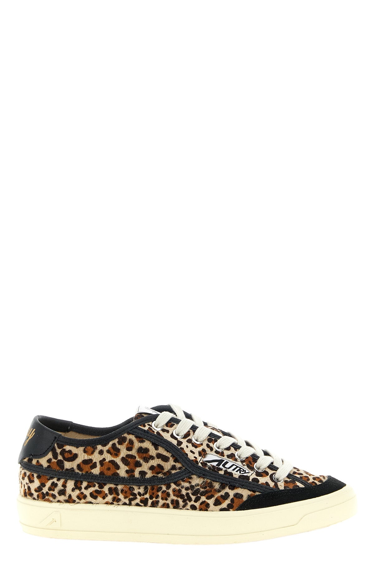 the autry windscape low sneaker redefines urban aesthetics through meticulous