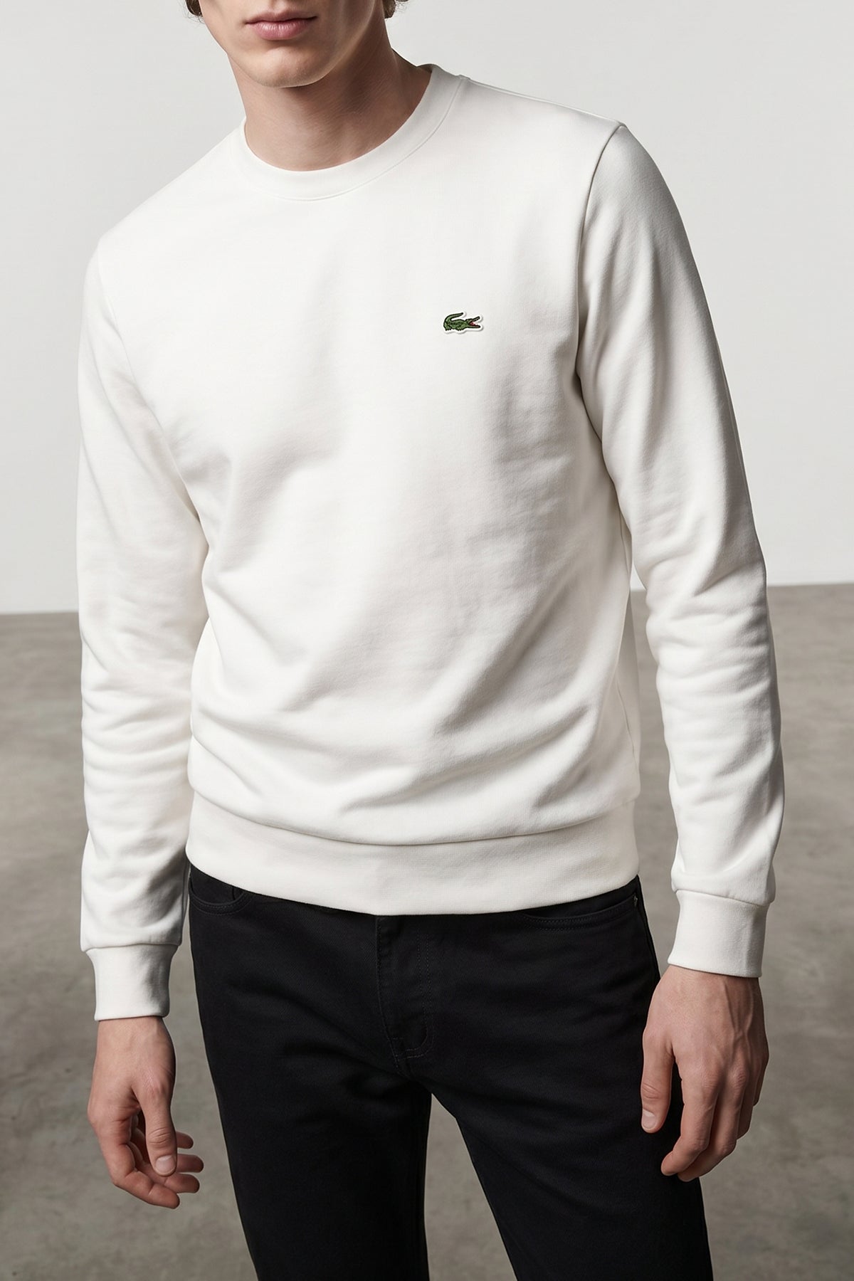 the lacoste pure cotton fleece crew neck sweatshirt