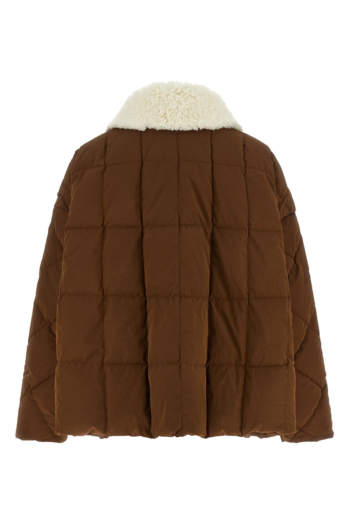 the ienki ienki arco jacket redefines the volumes of outerwear through a relax