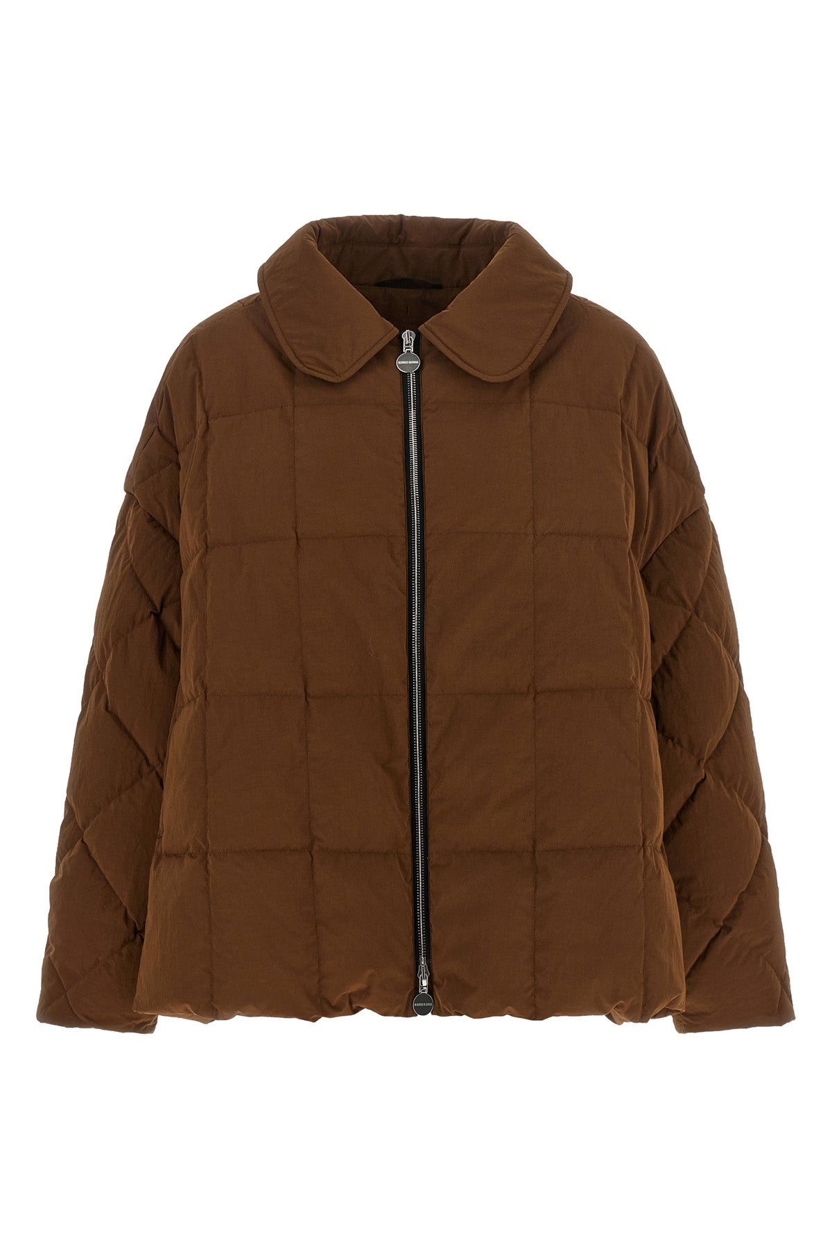 the ienki ienki arco jacket redefines the volumes of outerwear through a relax
