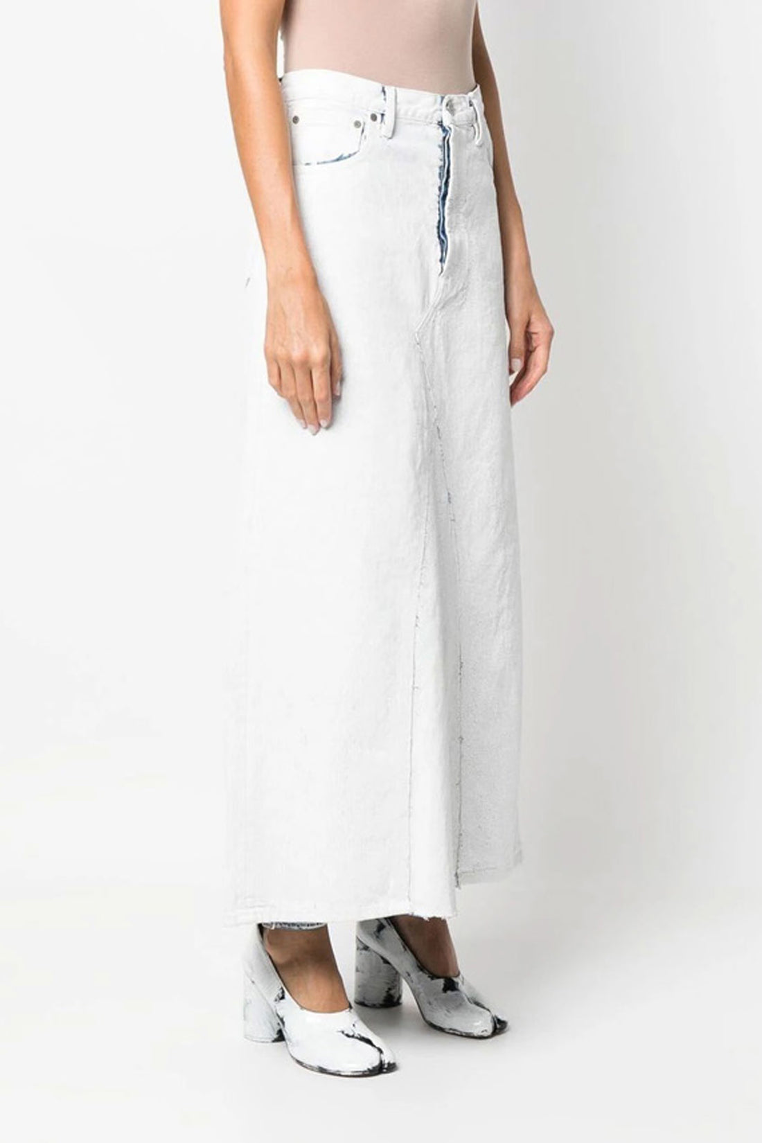 MAISON MARGIELA 38 bianchetto denim cotton skirt covered in white paint